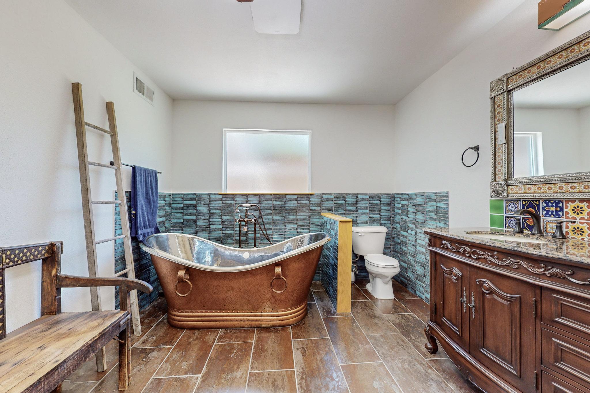 432 Mockingbird Lane