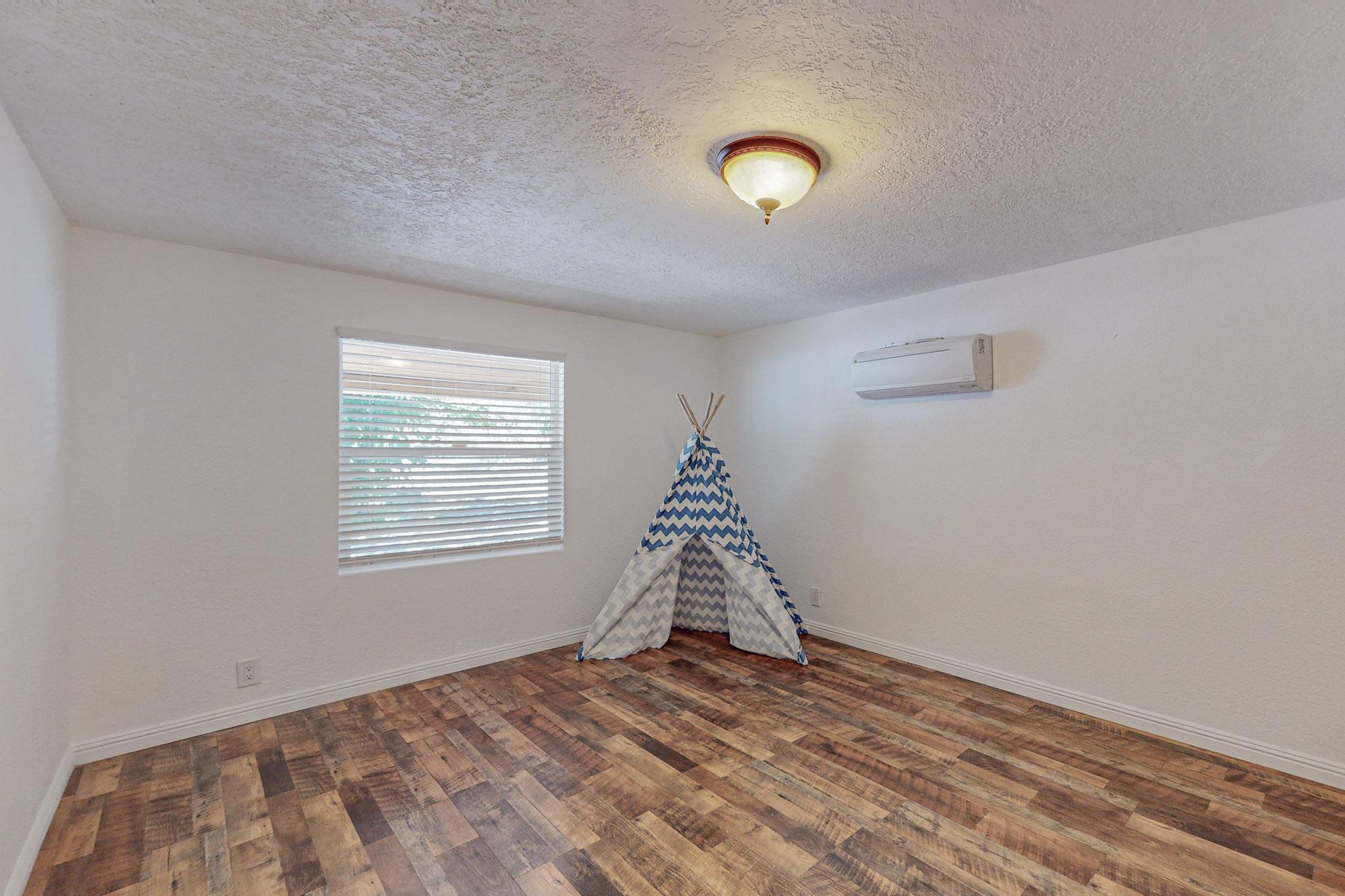 432 Mockingbird Lane