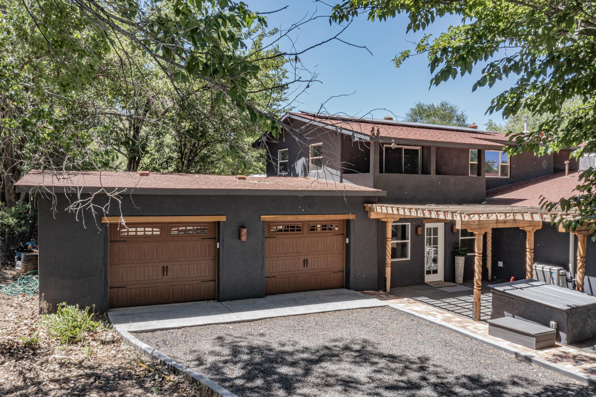 432 Mockingbird Lane