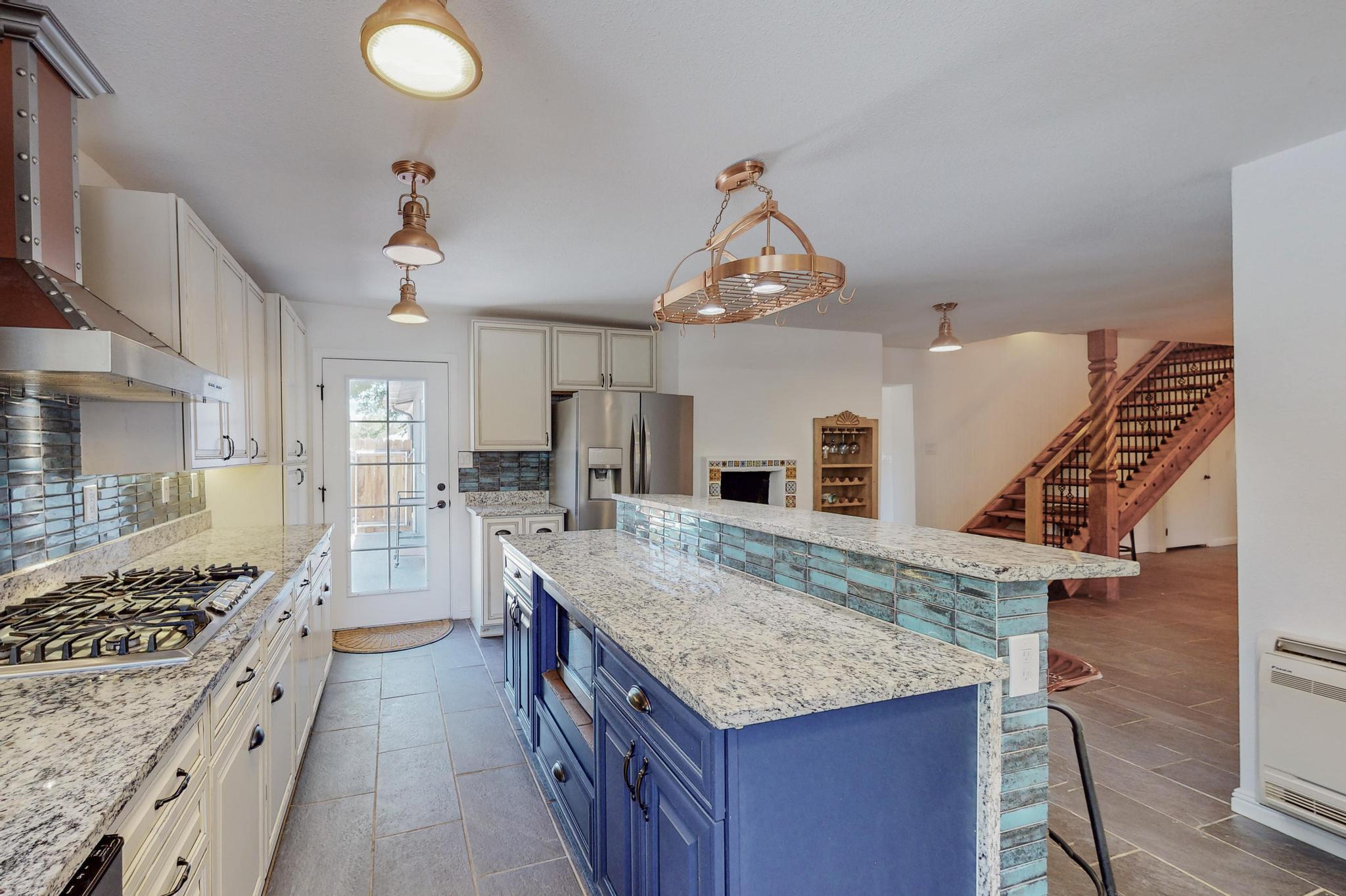 432 Mockingbird Lane