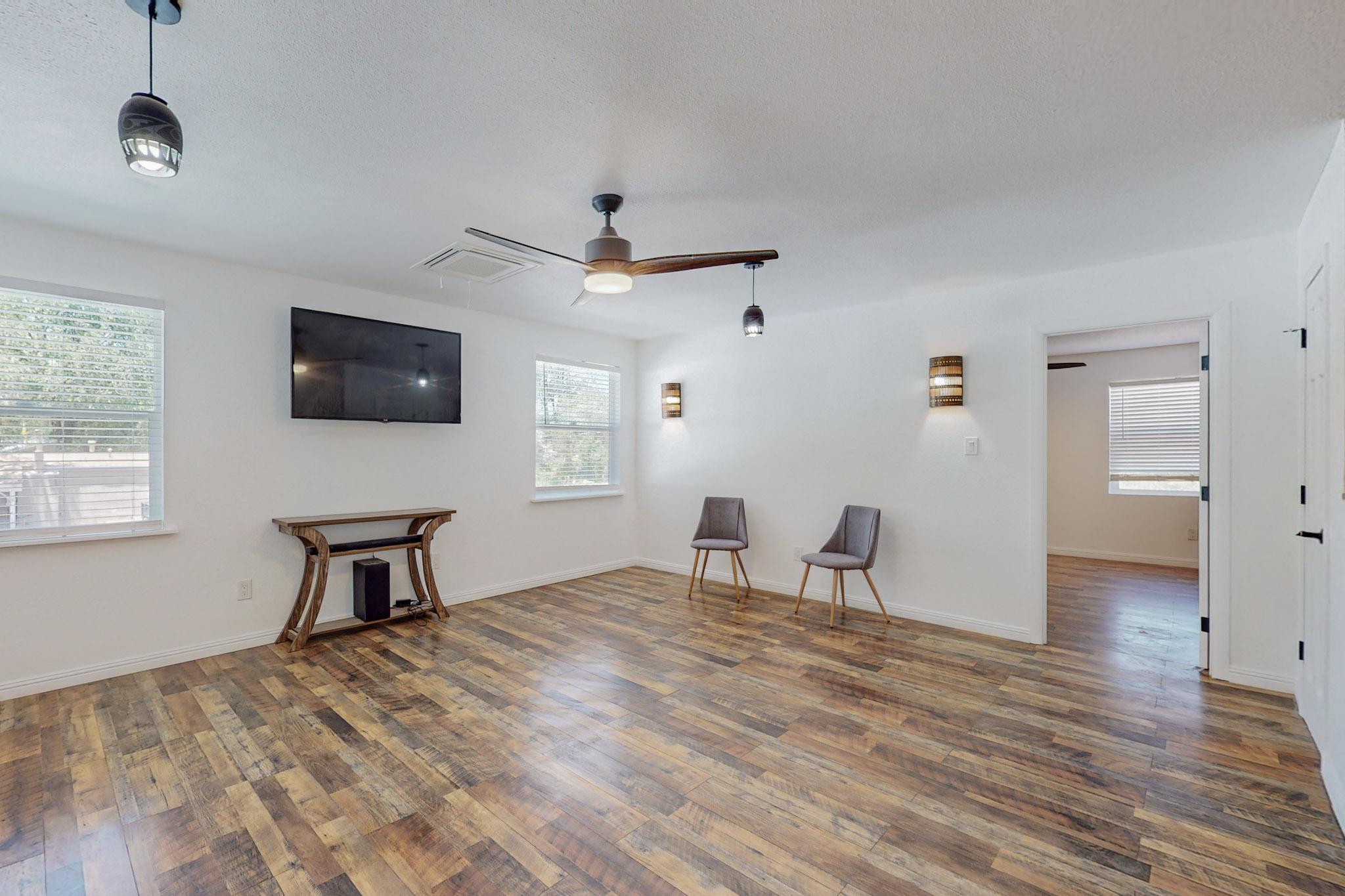 432 Mockingbird Lane