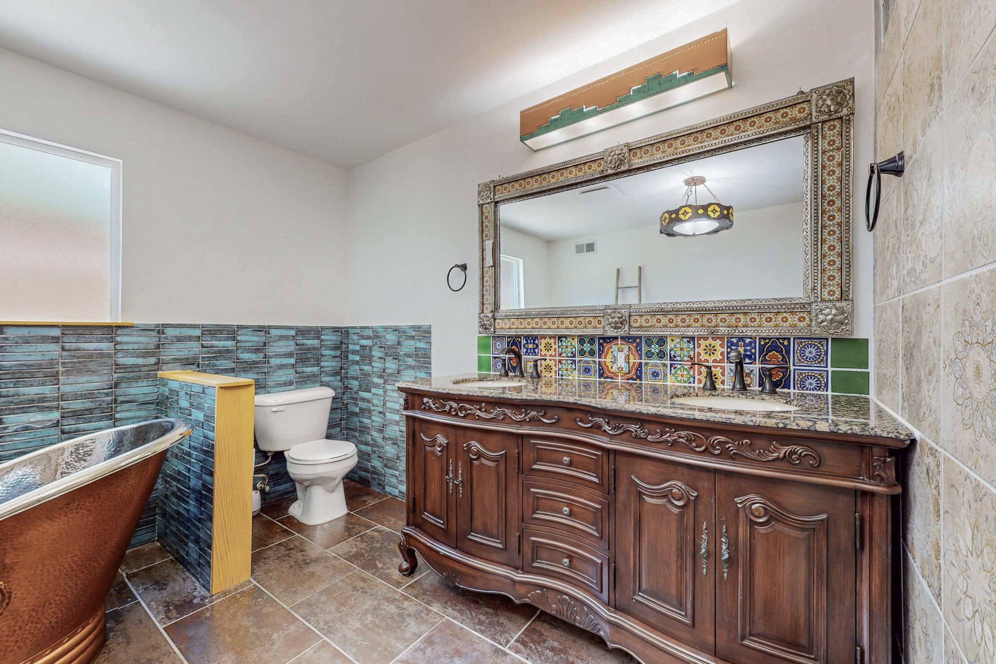 432 Mockingbird Lane