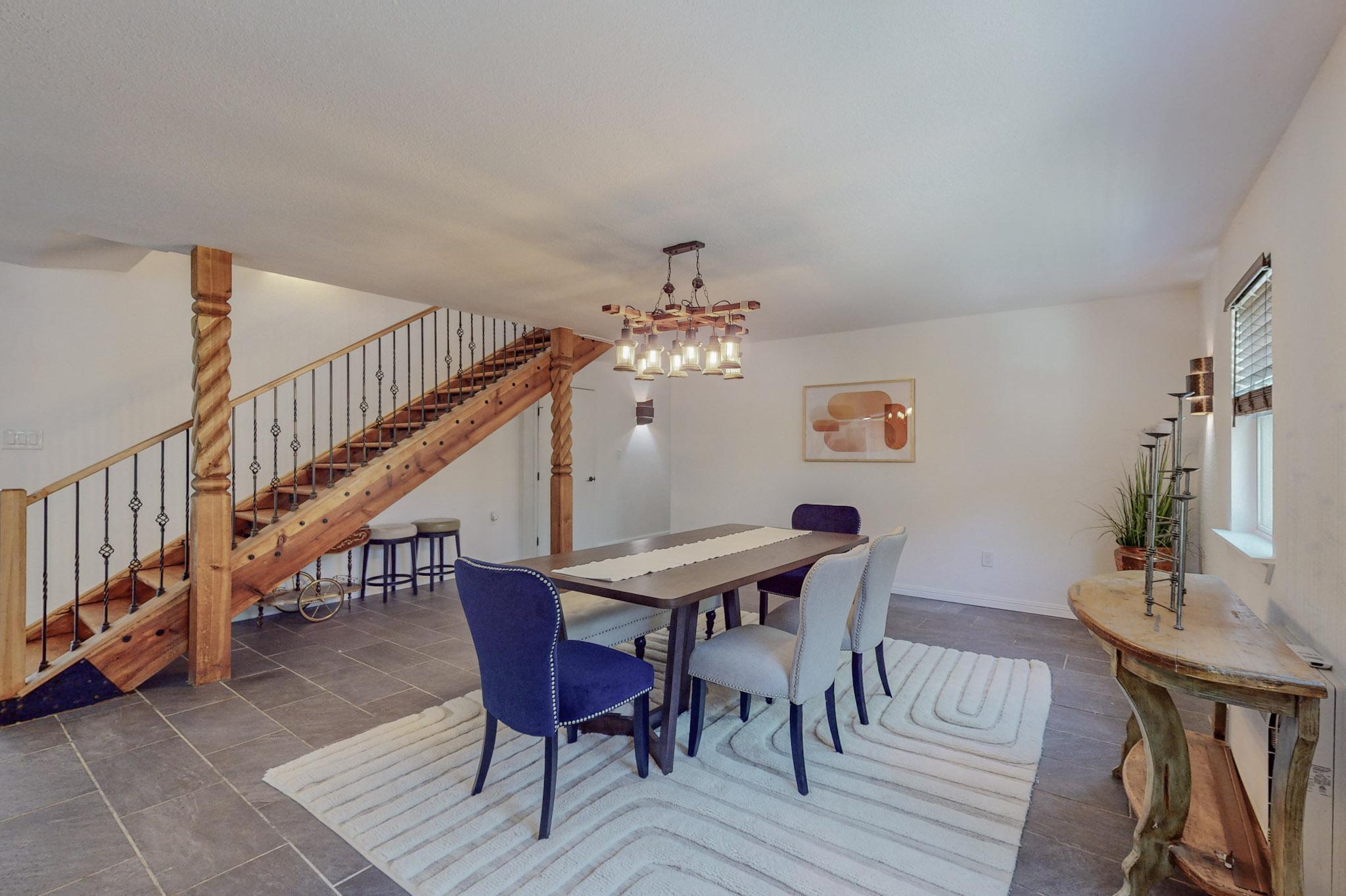 432 Mockingbird Lane