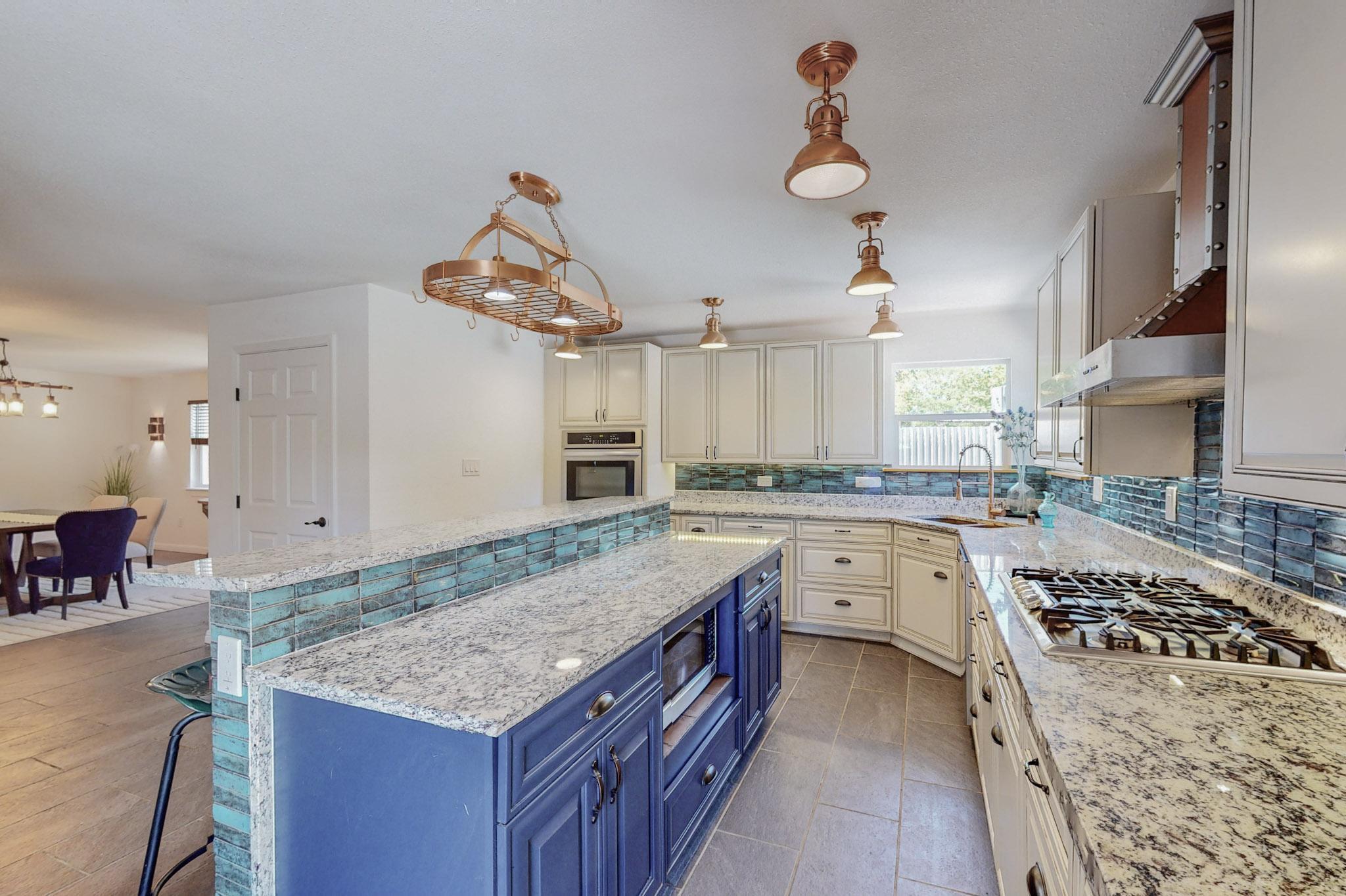 432 Mockingbird Lane