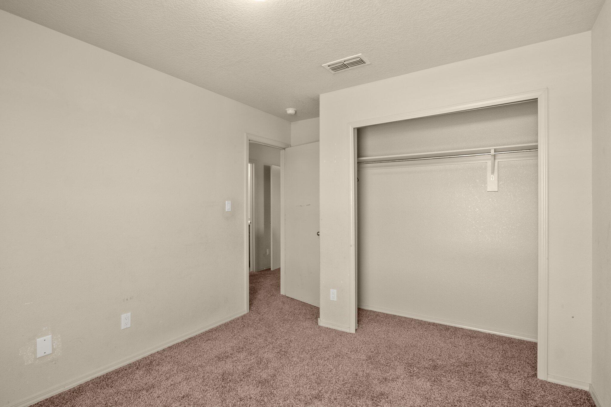 650 Redwood Street SW