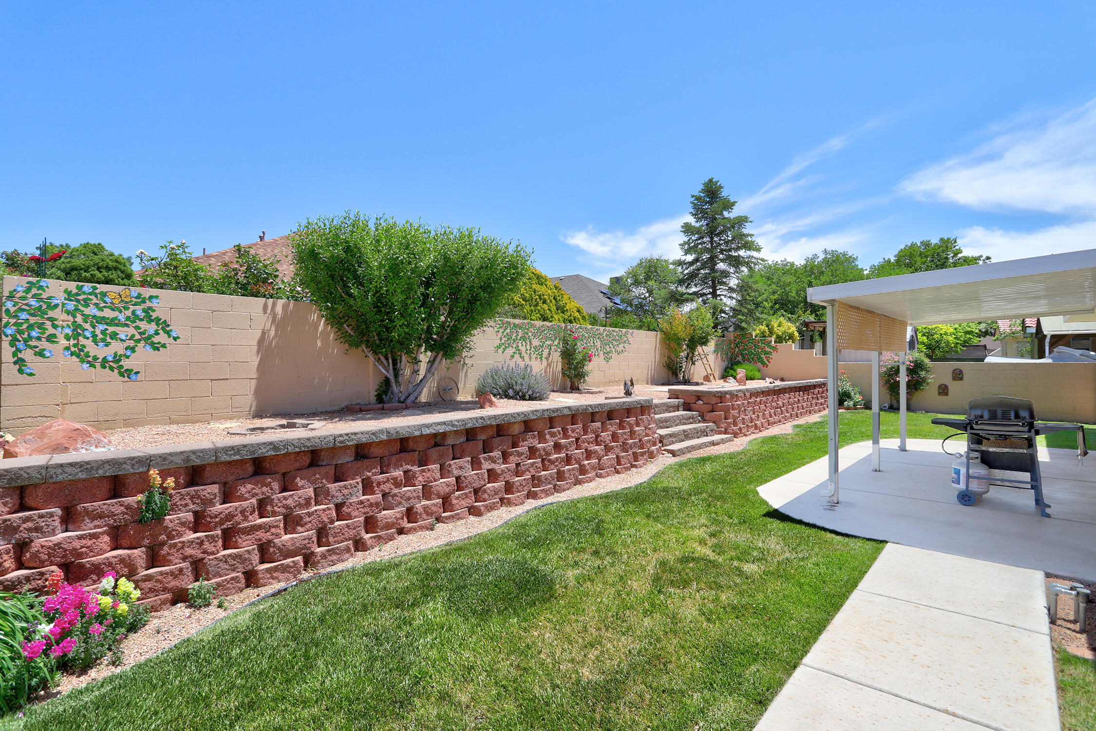 11509 Kings Canyon Road SE
