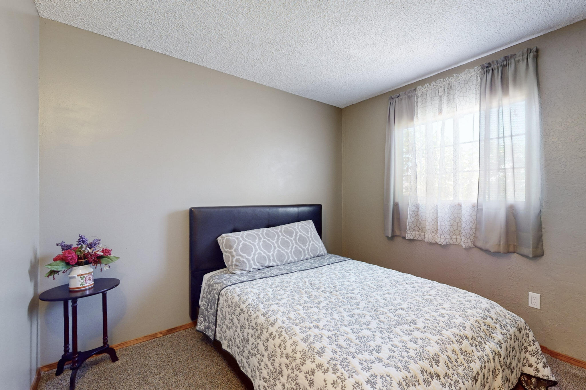 1409 Del Monte Trail SW
