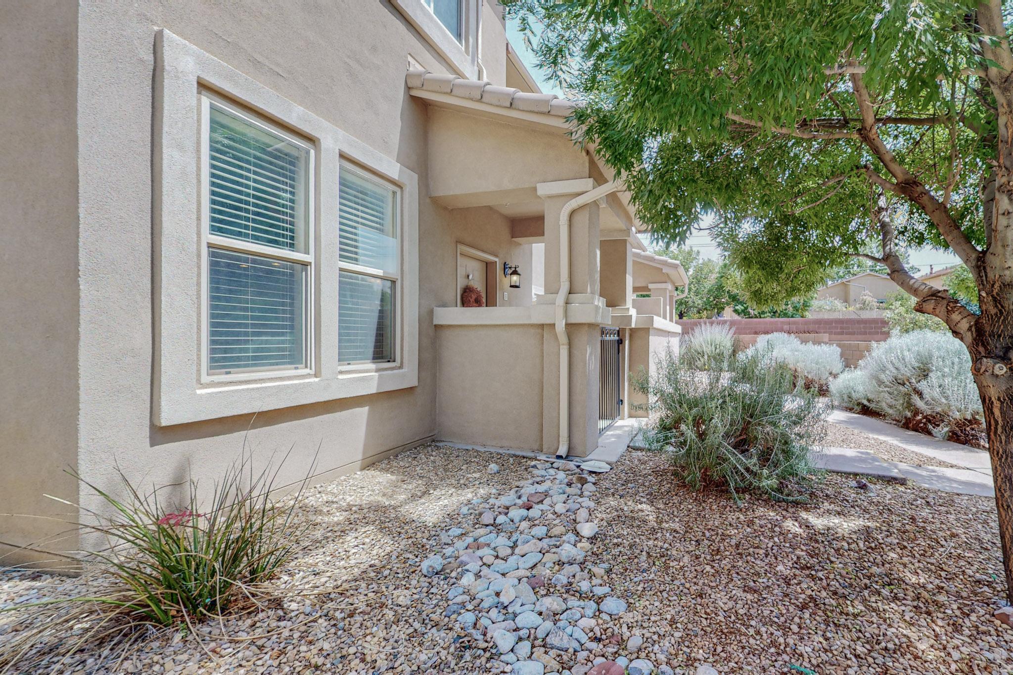 11008 Fort Point Lane Lane NE B