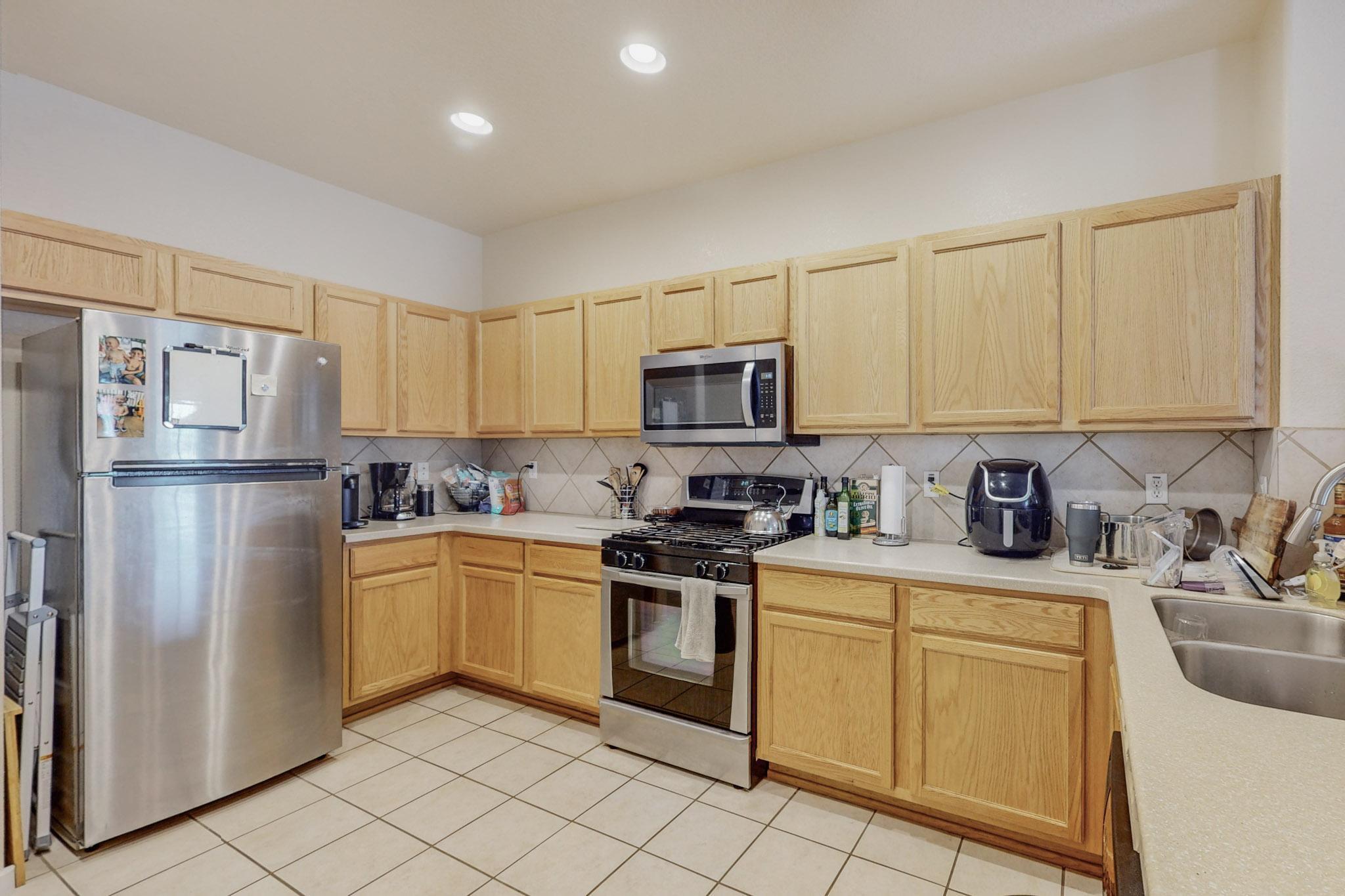 11008 Fort Point Lane Lane NE B