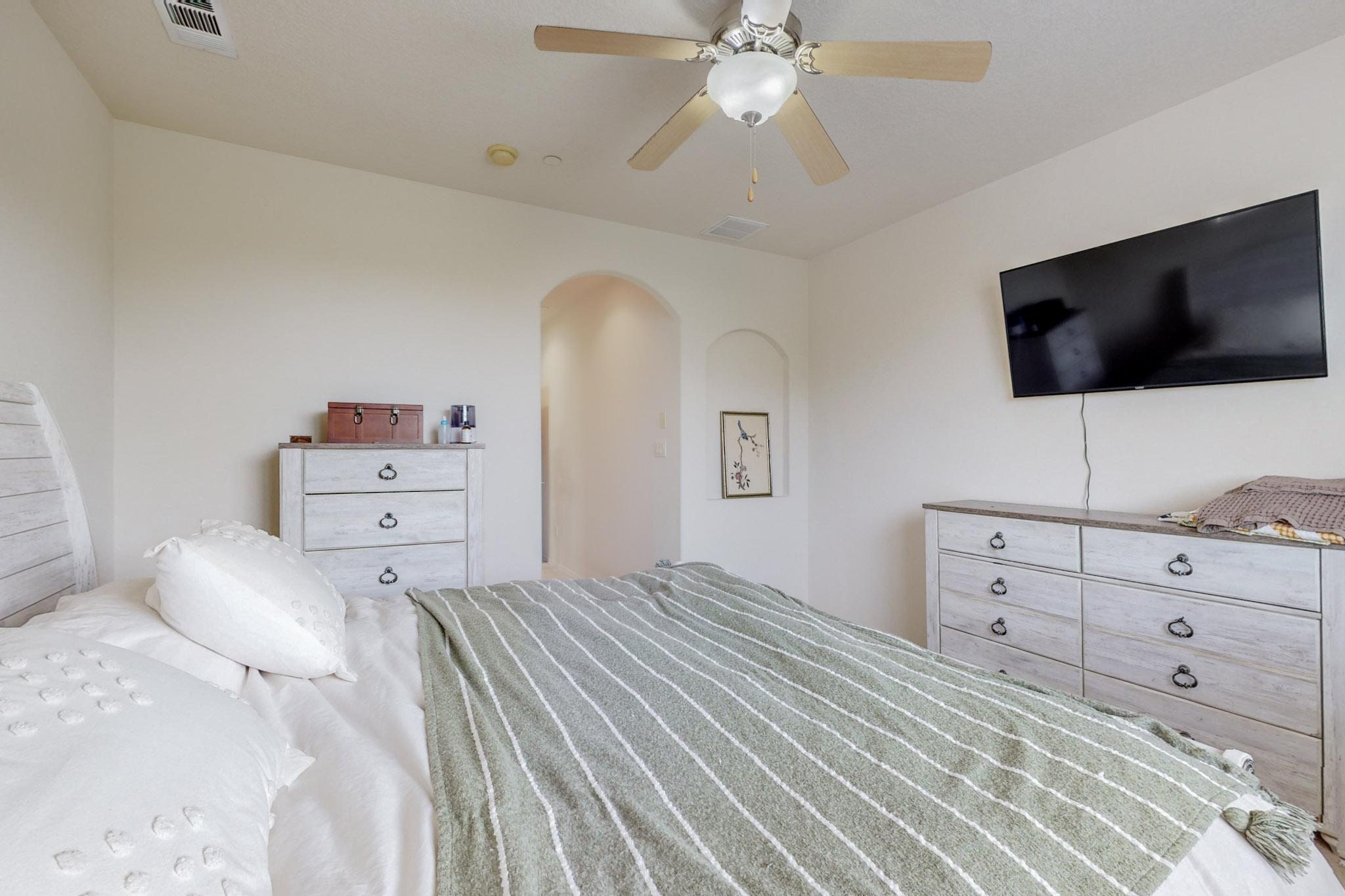 11008 Fort Point Lane Lane NE B