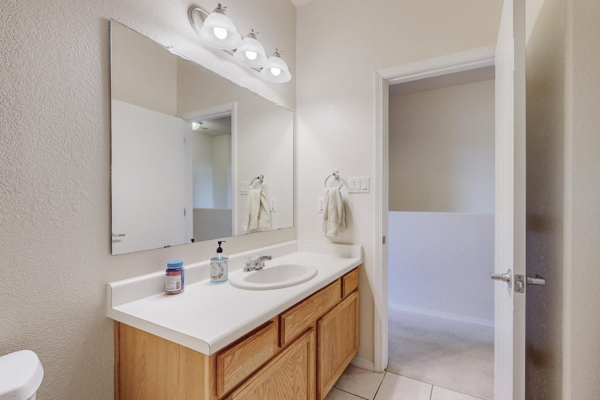 11008 Fort Point Lane Lane NE B