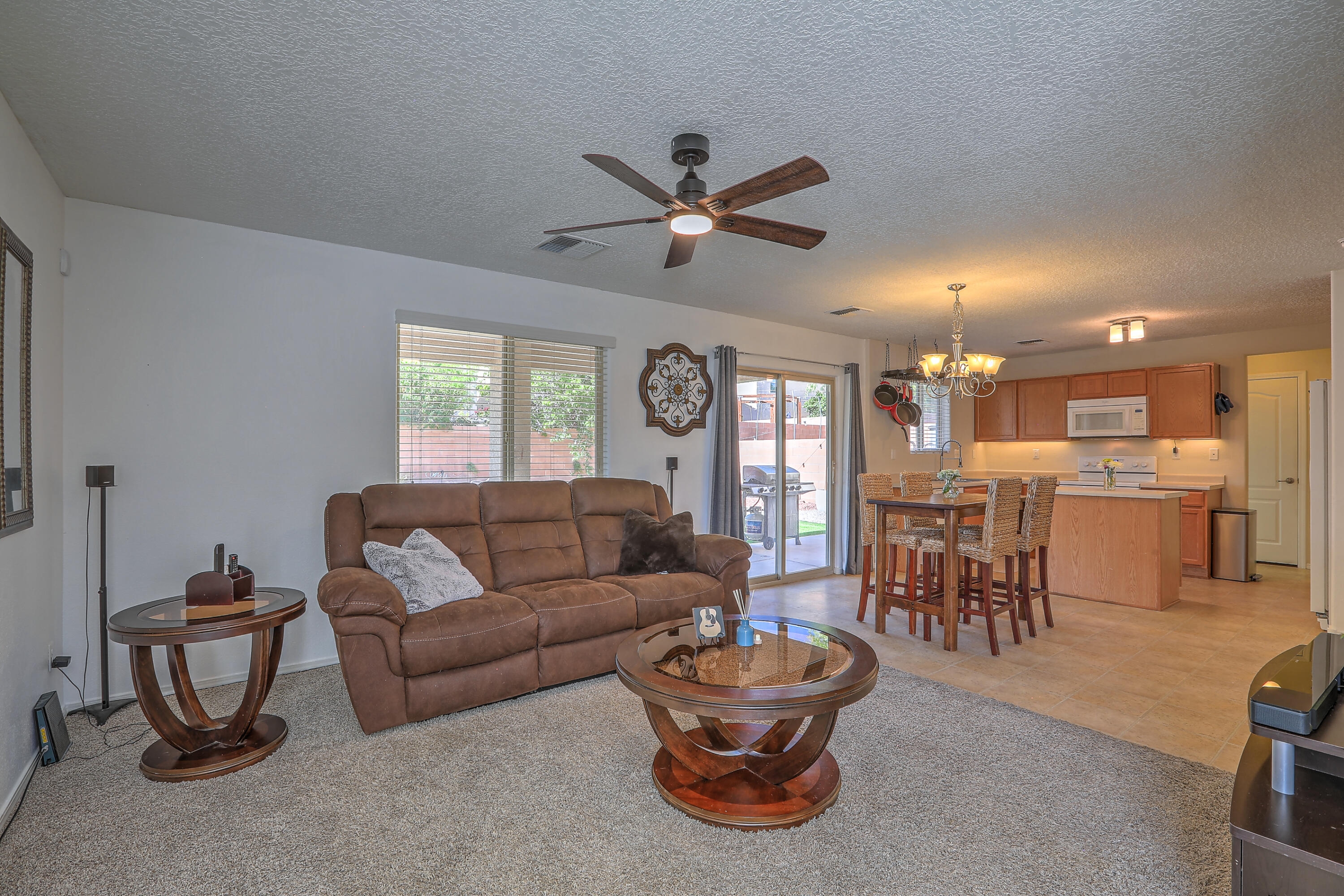 260 El Camino Loop NW