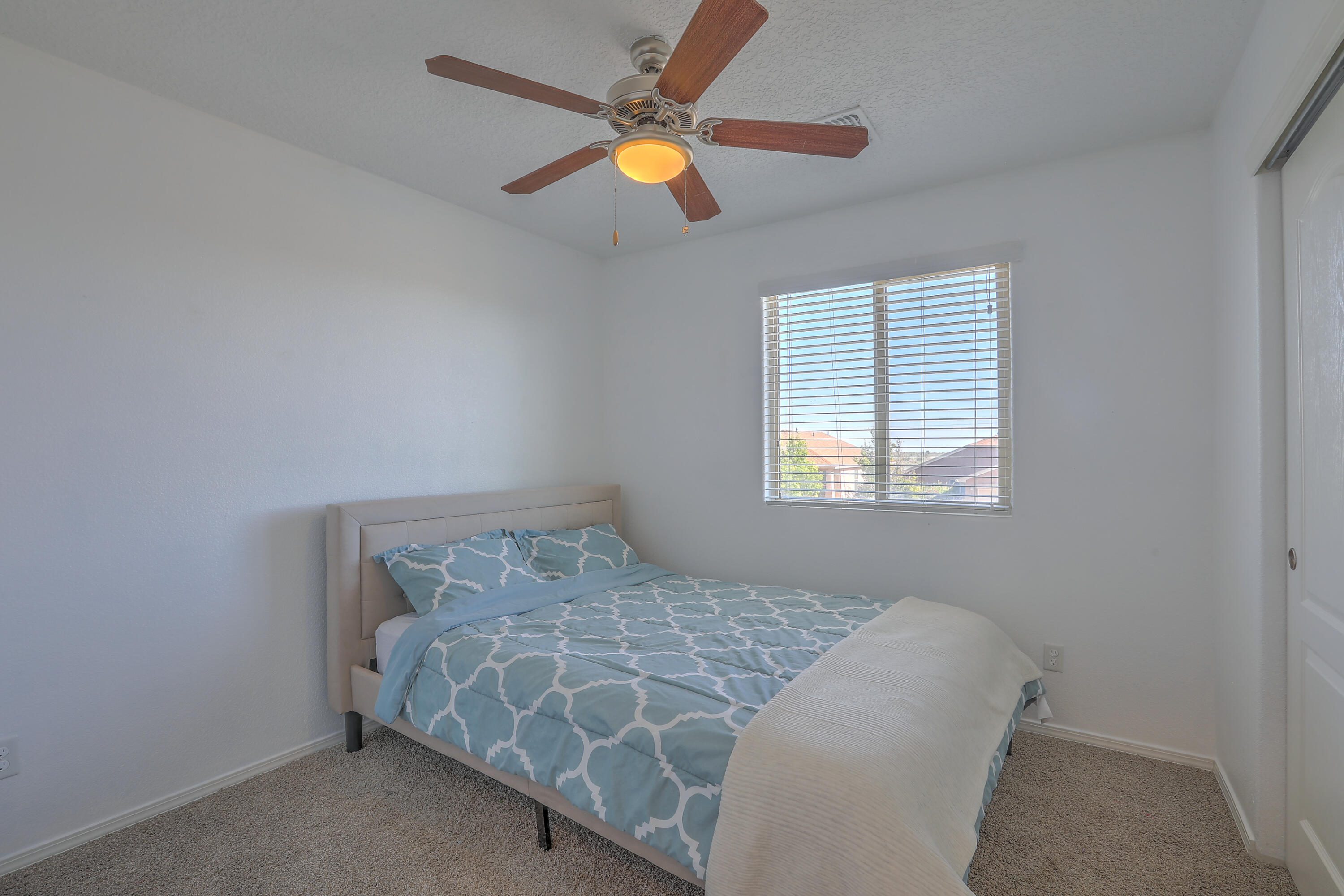 260 El Camino Loop NW