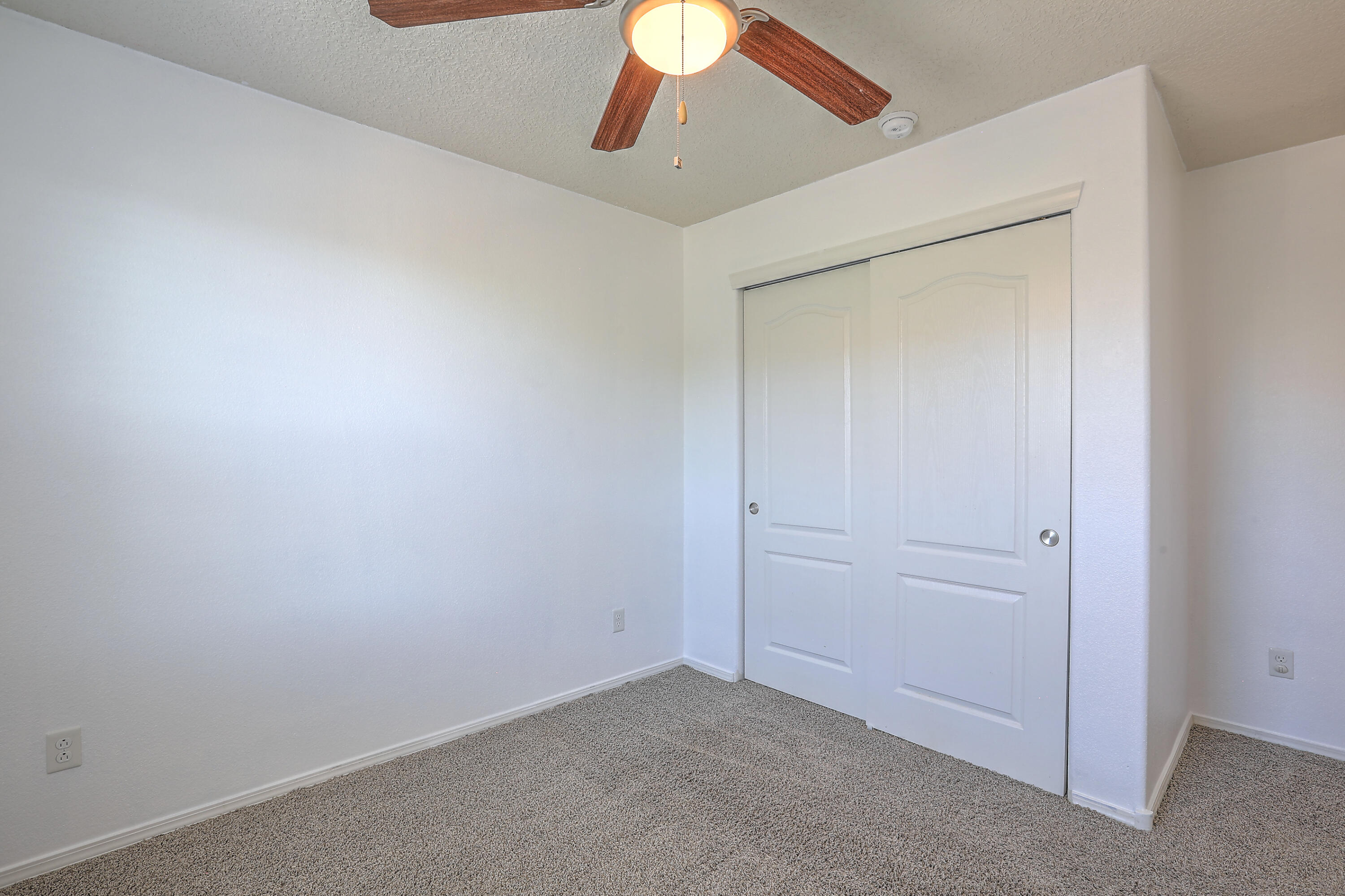 260 El Camino Loop NW