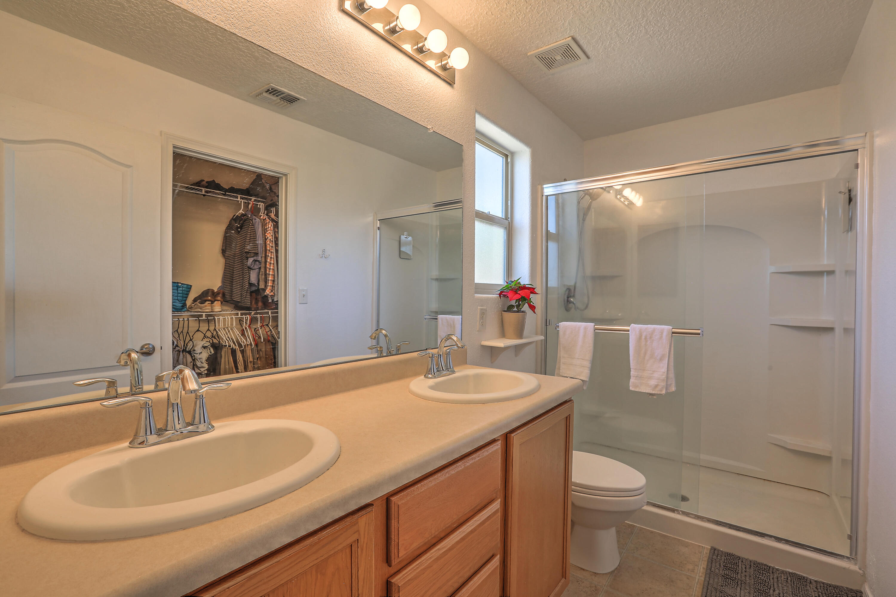 260 El Camino Loop NW