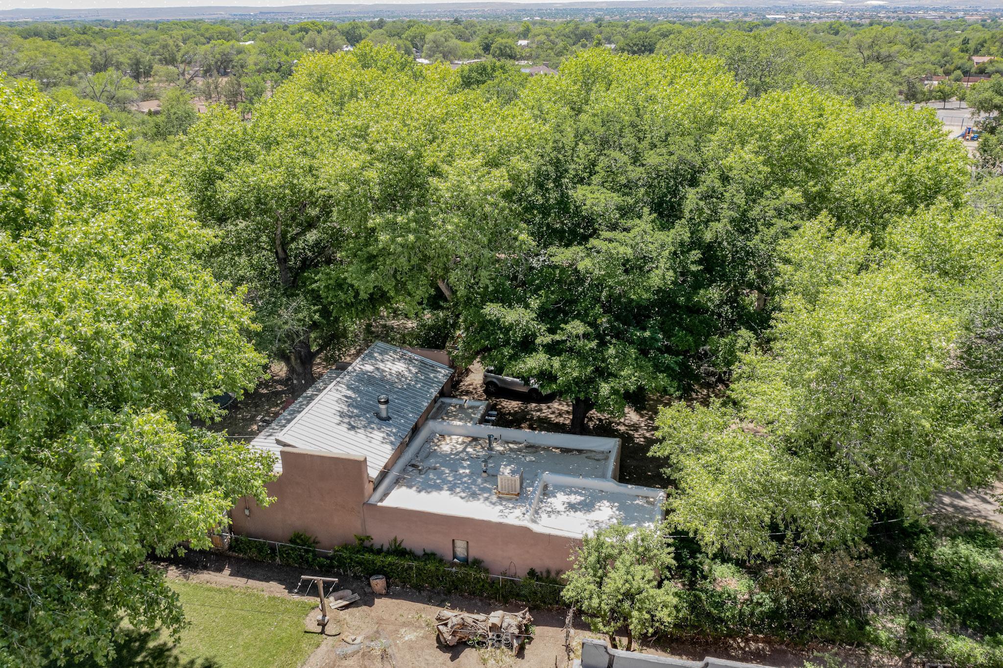 1120 La Font Road SW