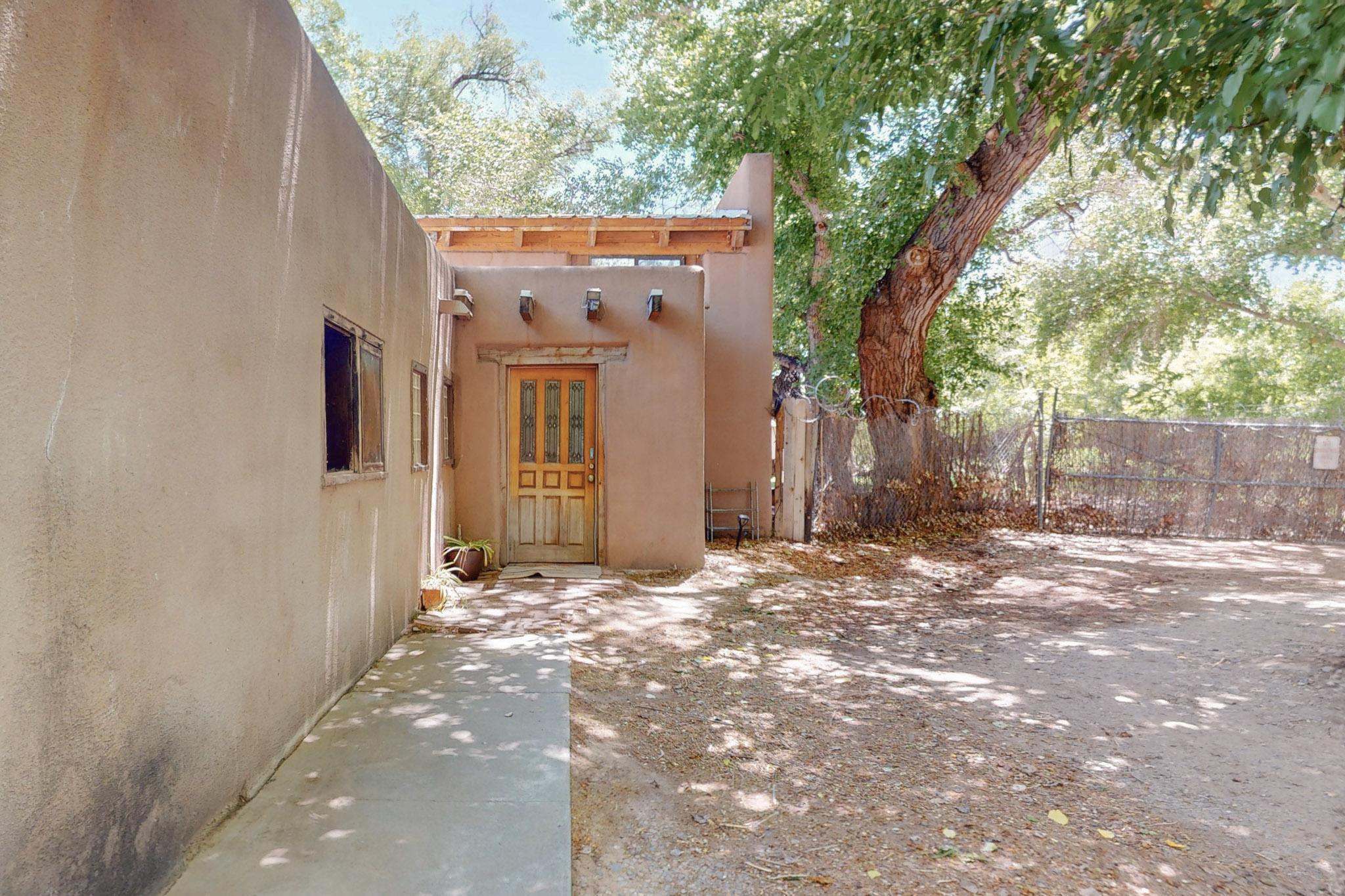 1120 La Font Road SW