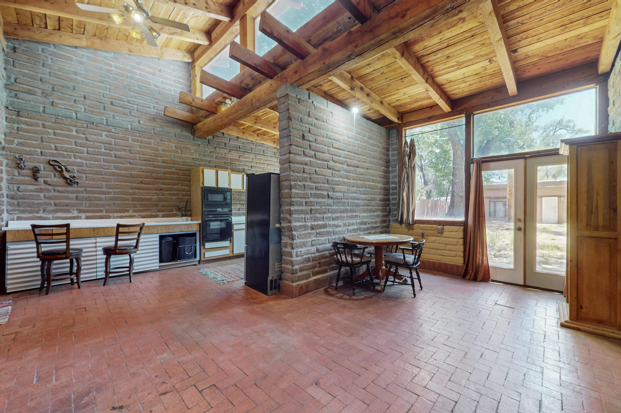 1120 La Font Road SW