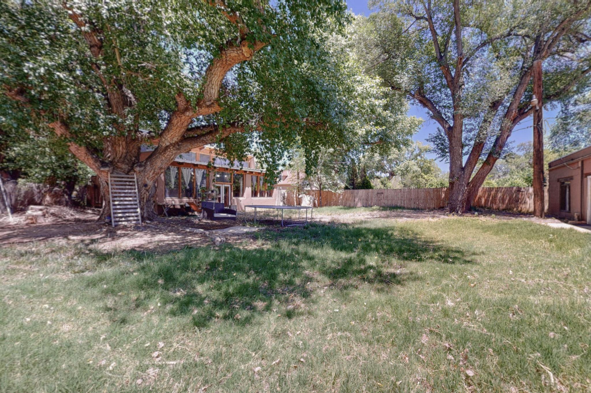 1120 La Font Road SW