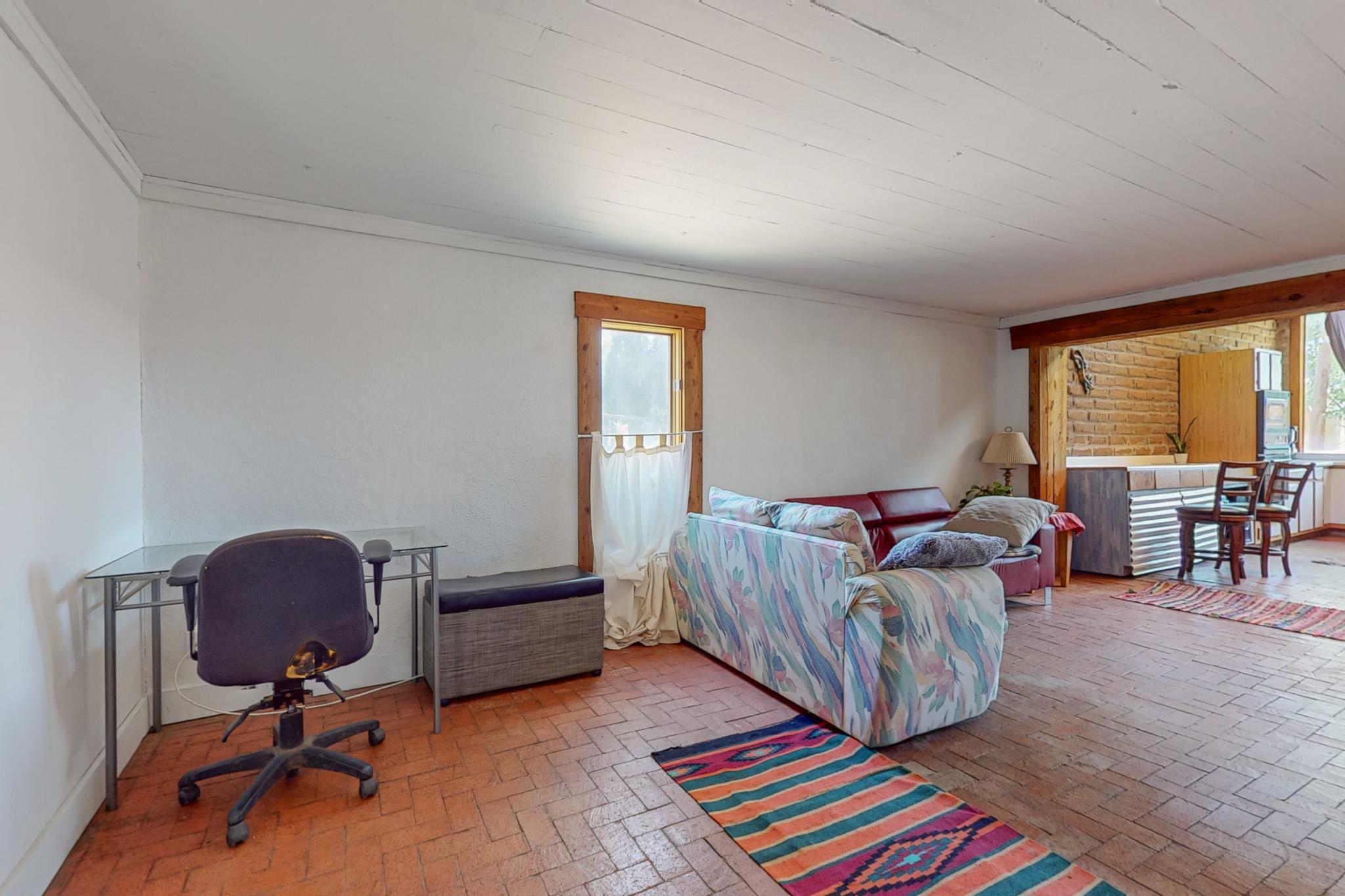1120 La Font Road SW