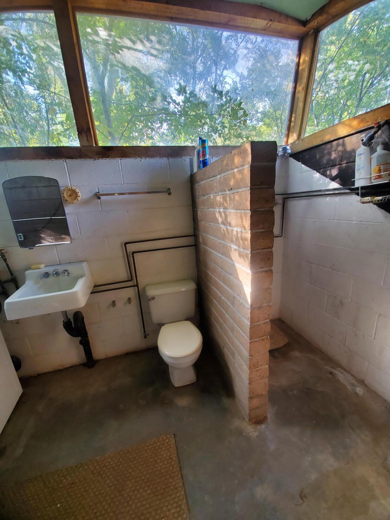 1120 La Font Road SW