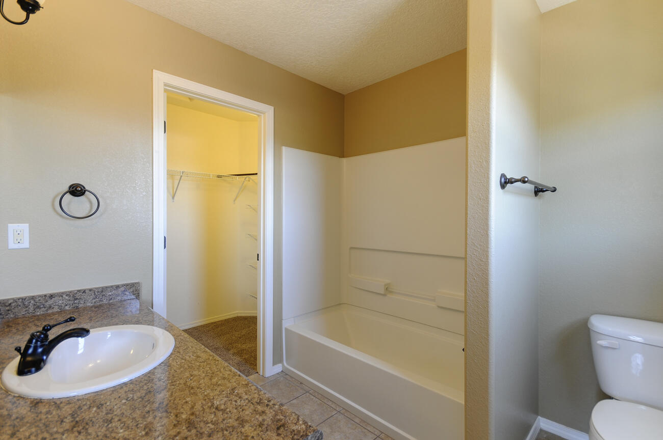 6257 Nardos Road NW