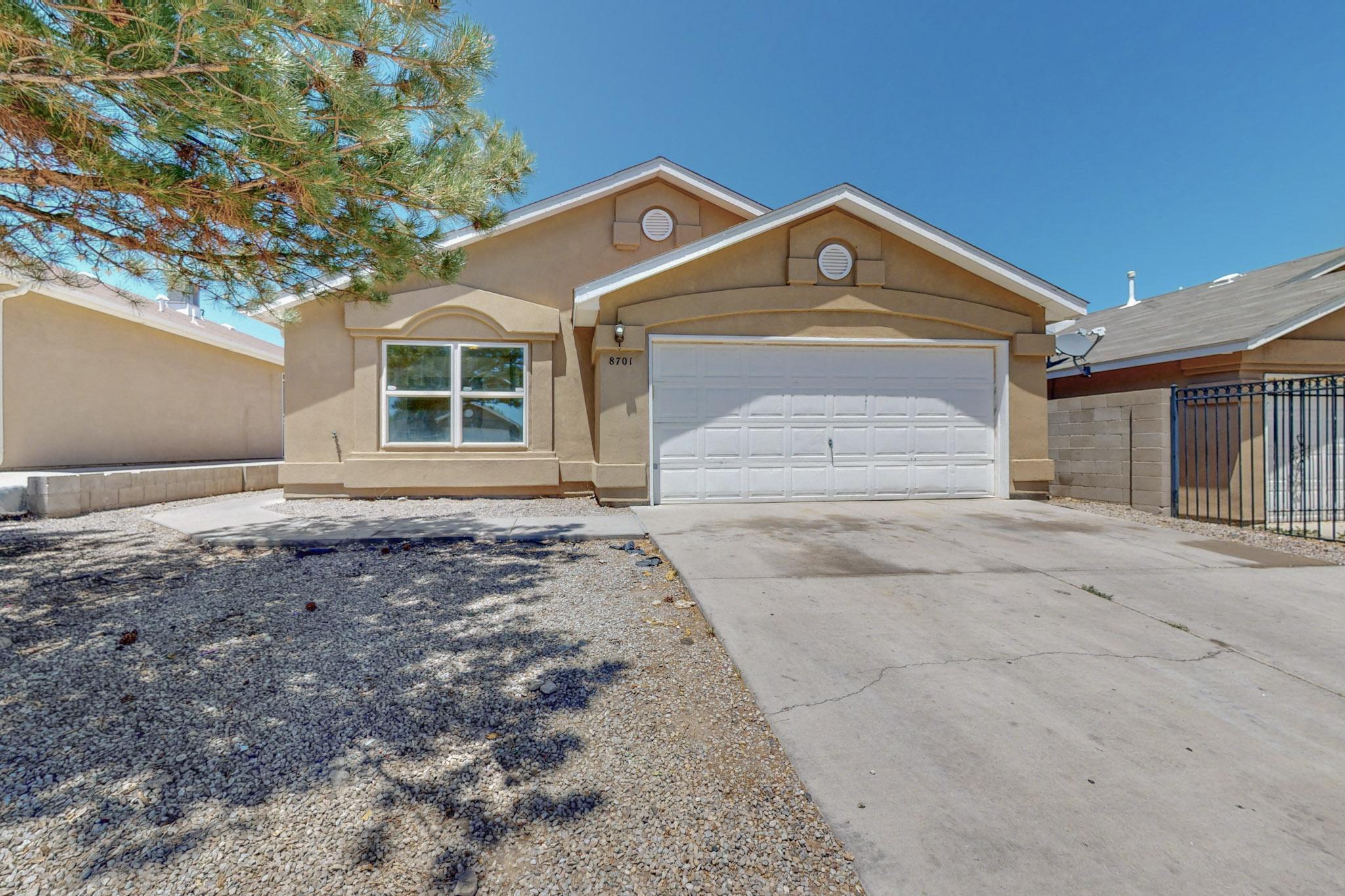 8701 Spotted Pony Avenue SW