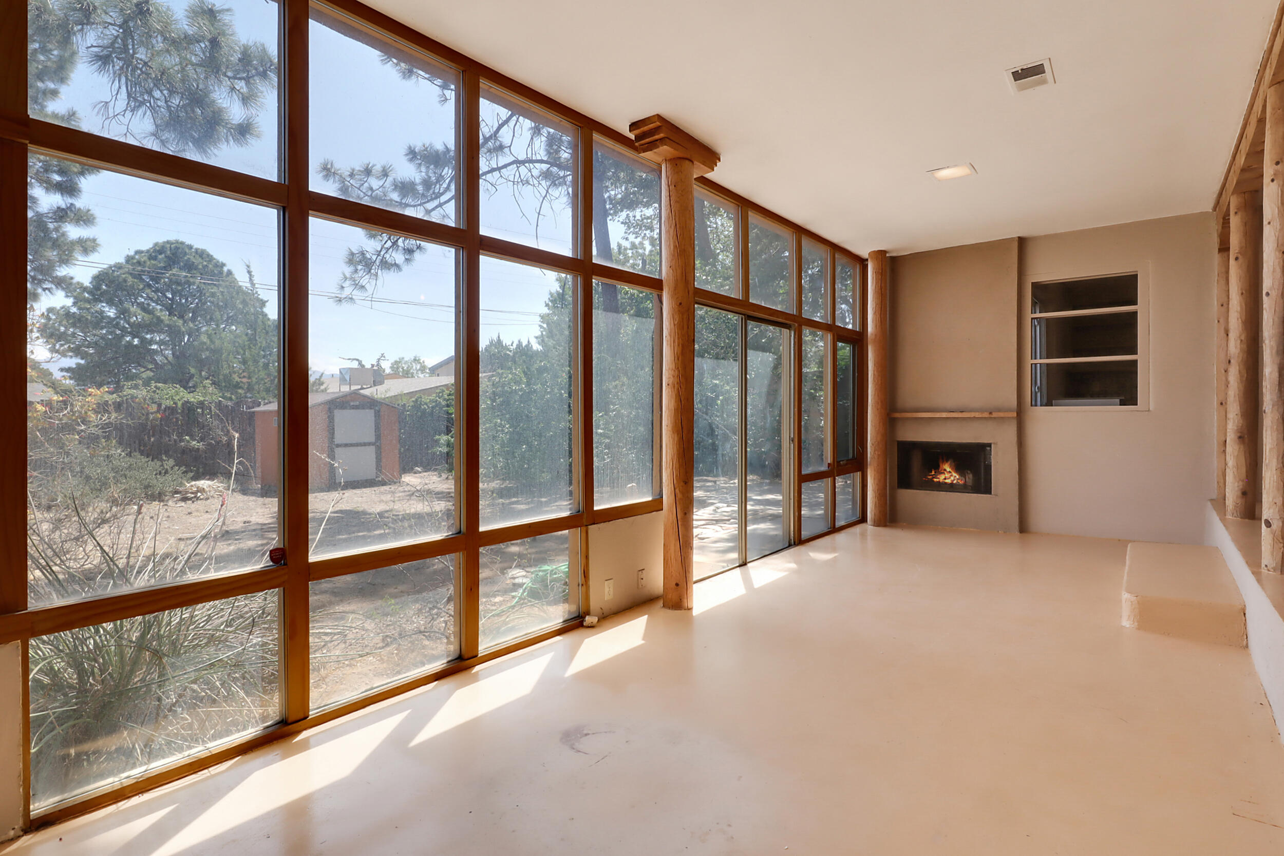 612 Solano Drive SE