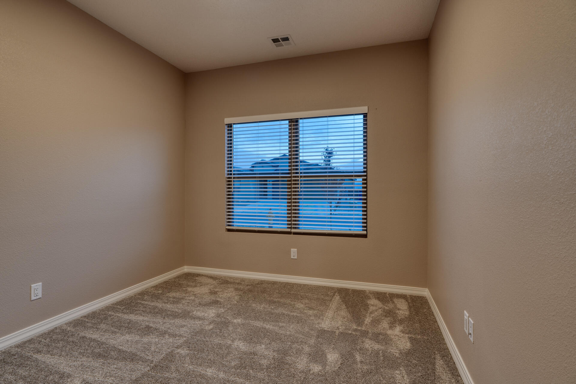 1724 Tesoro Loop NW