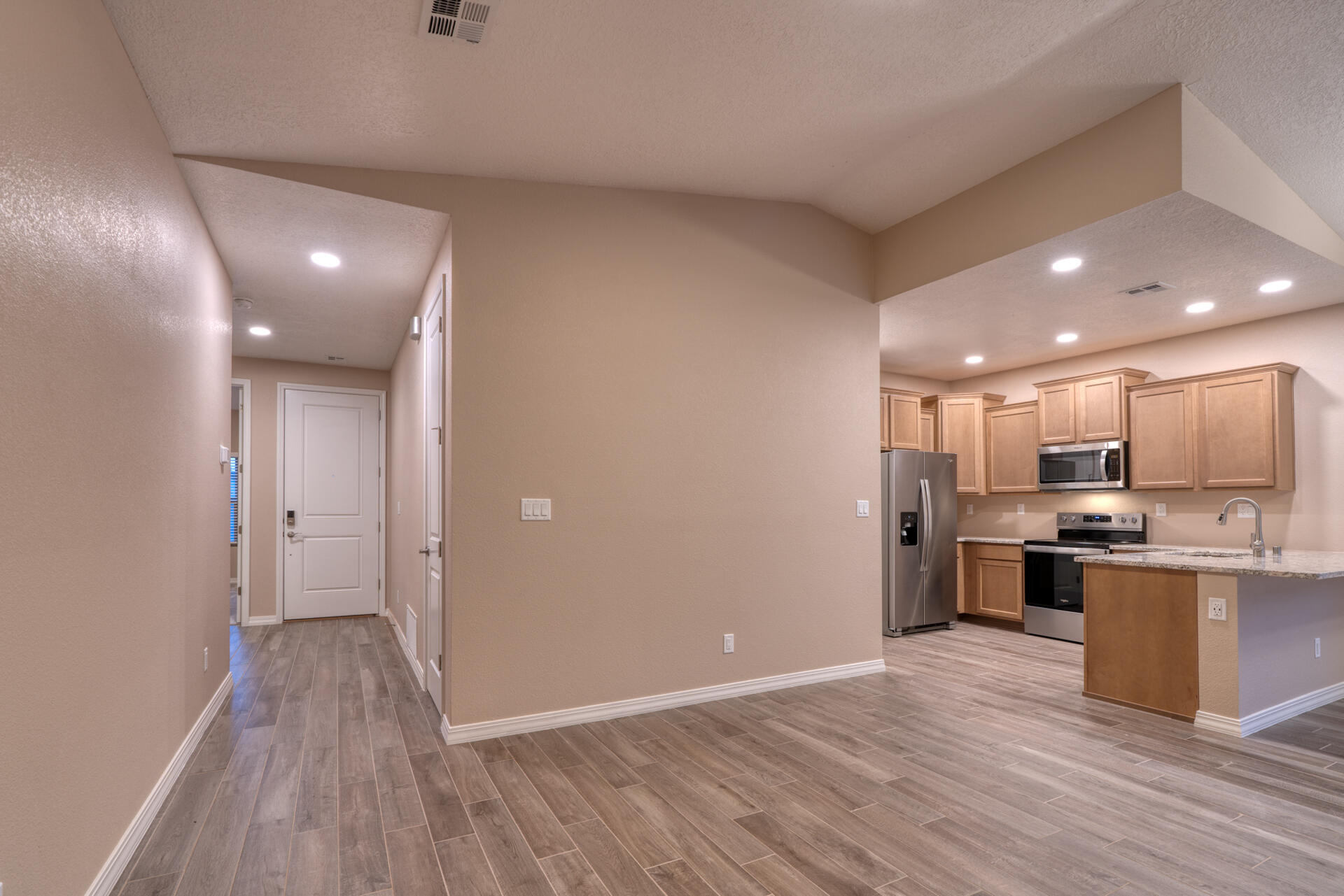 1724 Tesoro Loop NW