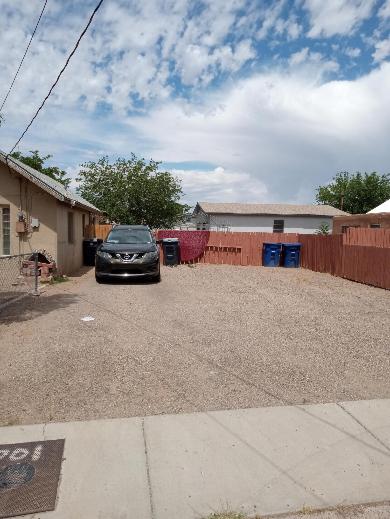 701 La Poblana Road NW