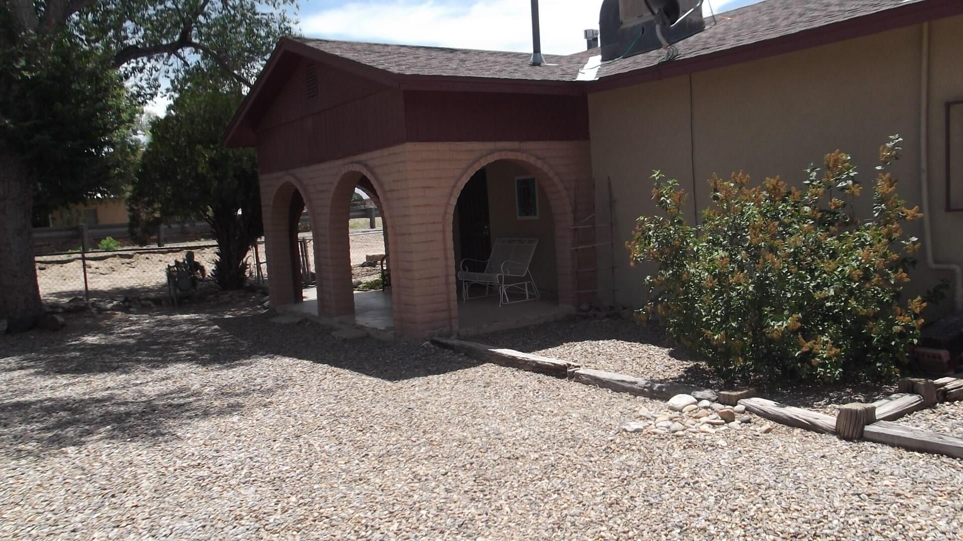 418 Jarales Road