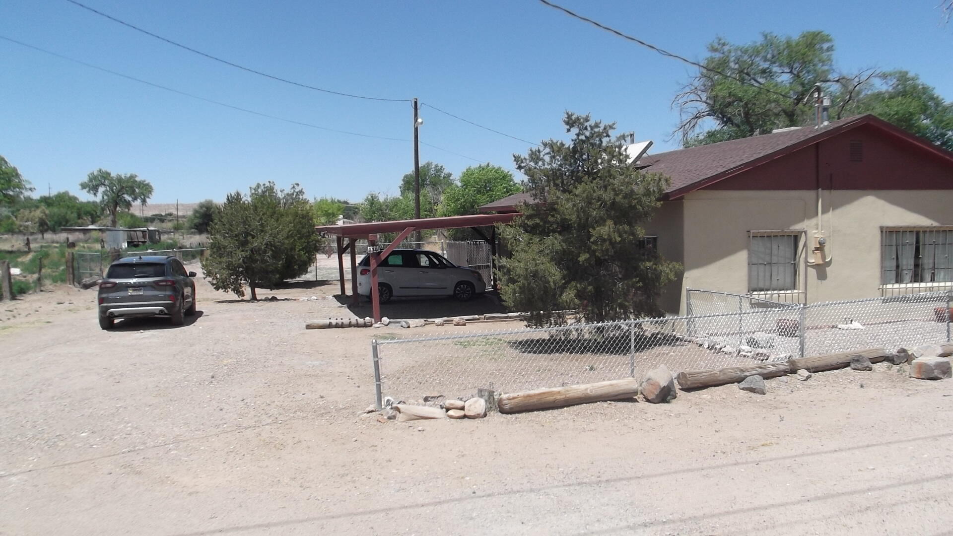 418 Jarales Road