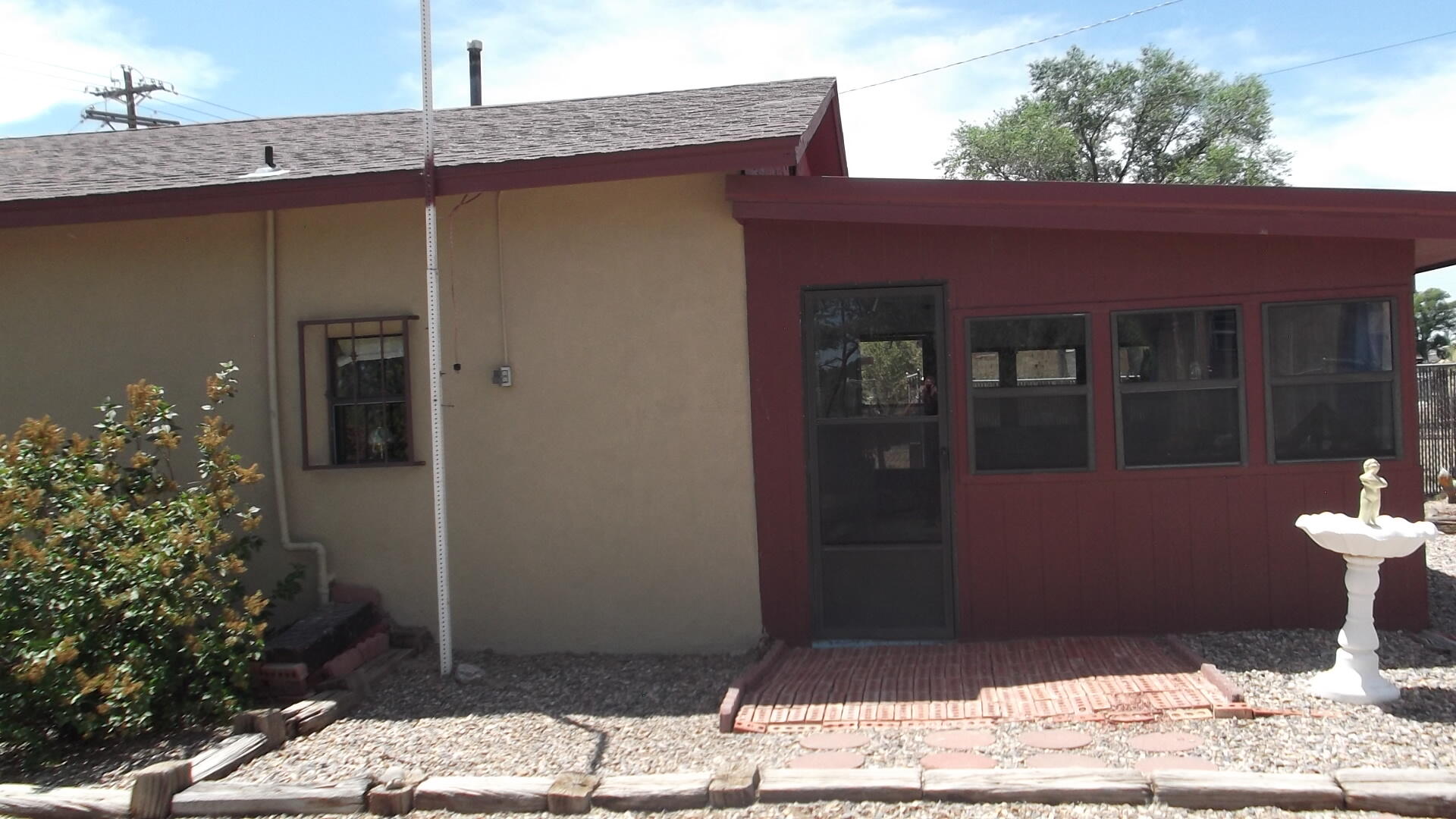 418 Jarales Road