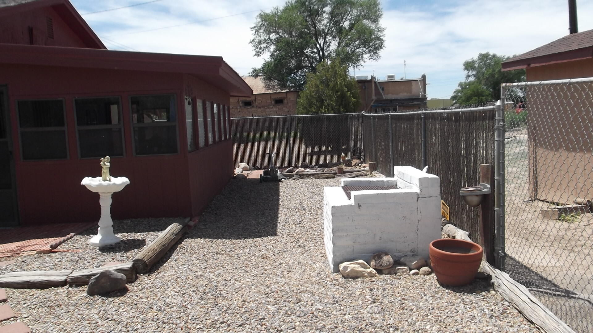 418 Jarales Road