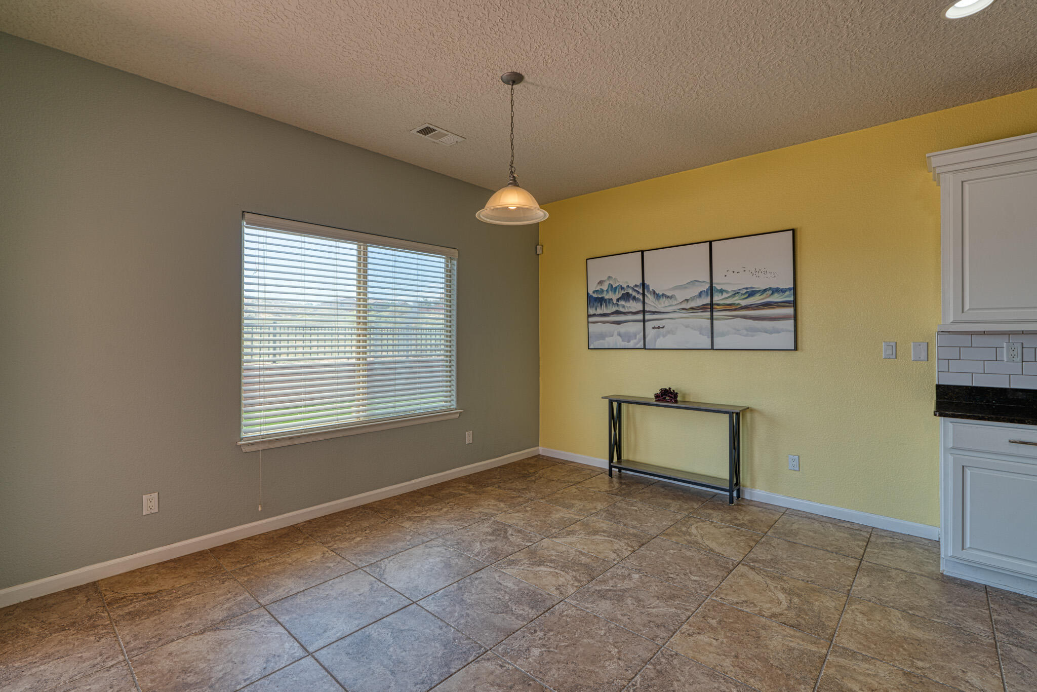 305 Valle Alto Drive NE