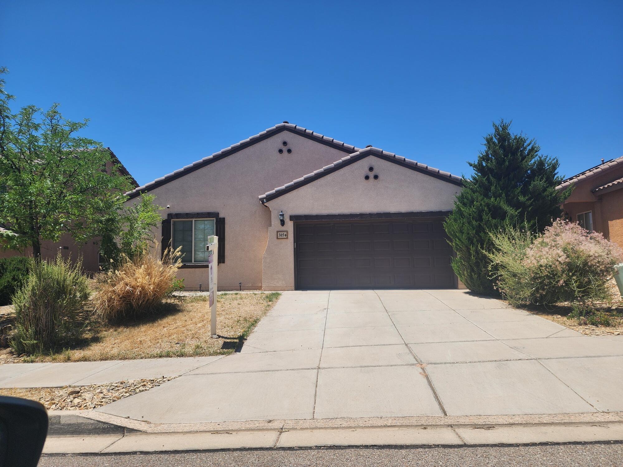 305 Valle Alto Drive NE