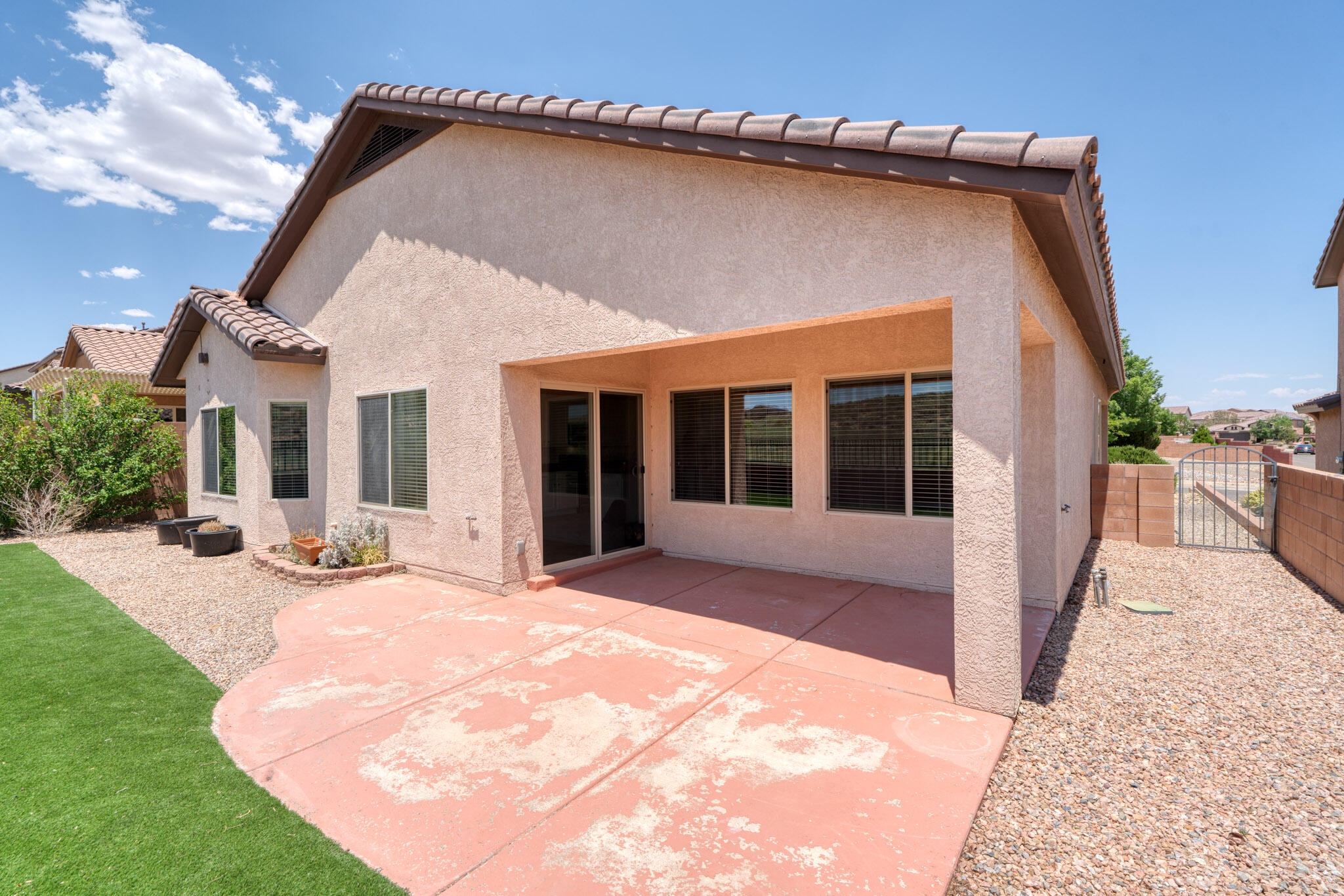 305 Valle Alto Drive NE