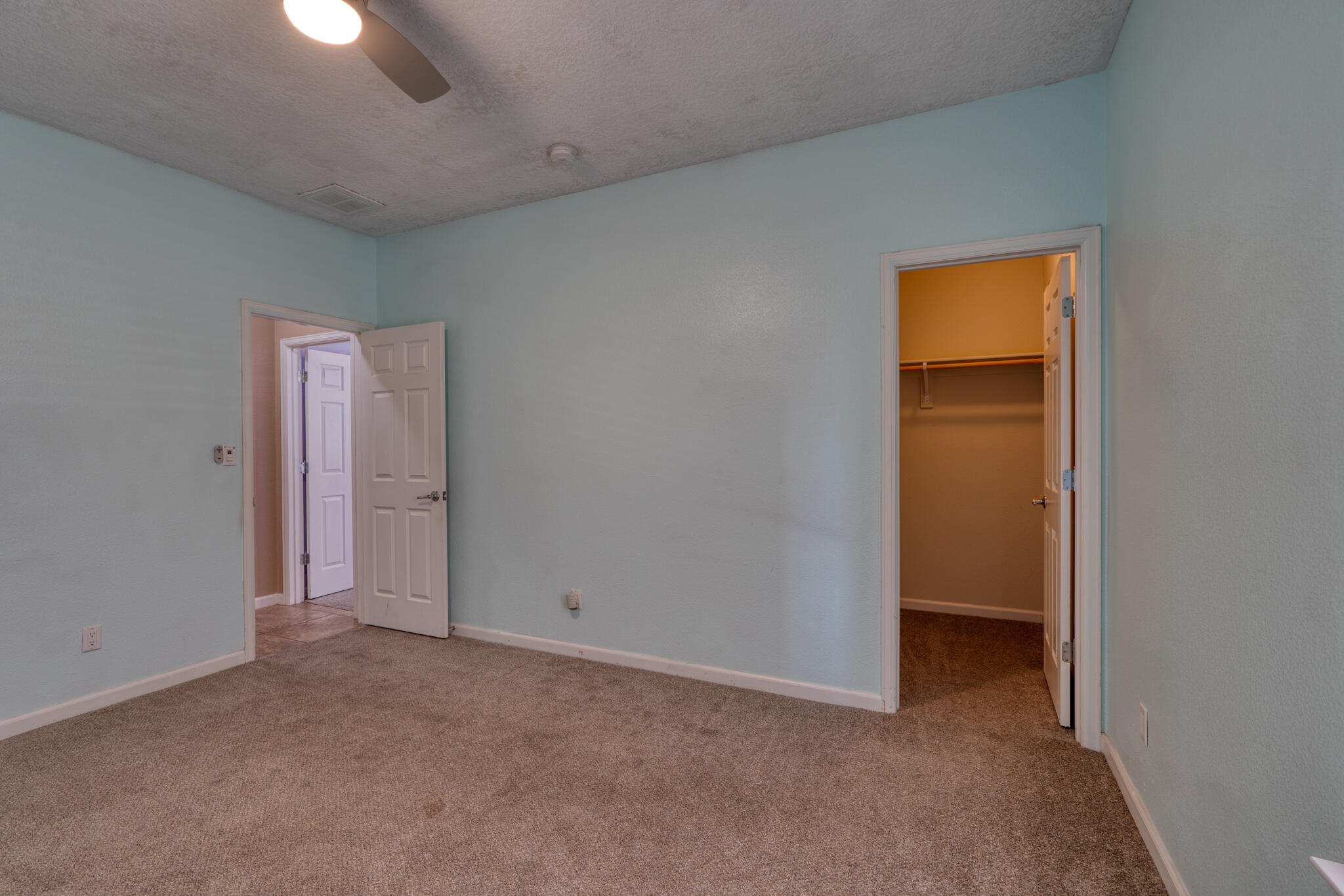 305 Valle Alto Drive NE