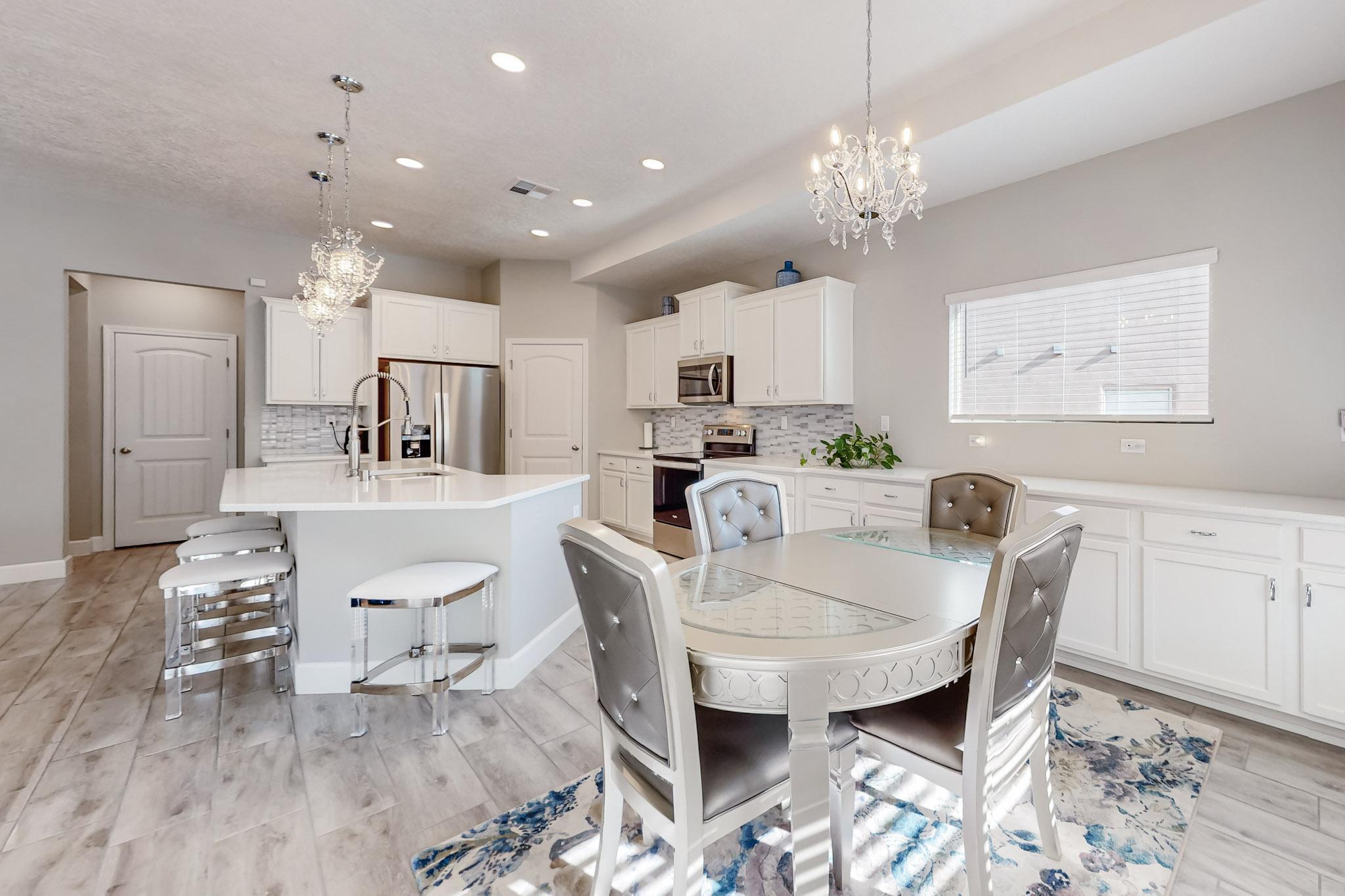 1760 Tesoro Loop NW