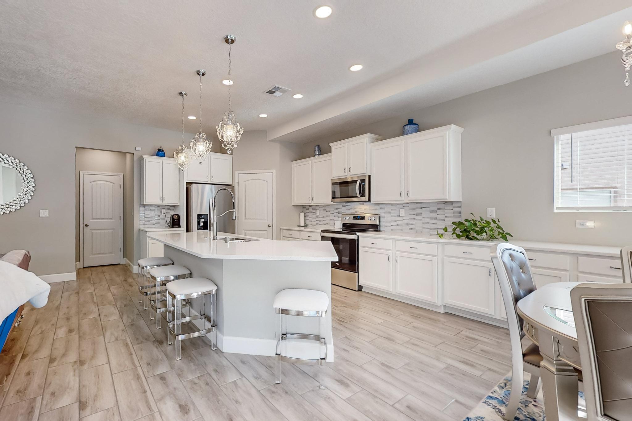 1760 Tesoro Loop NW