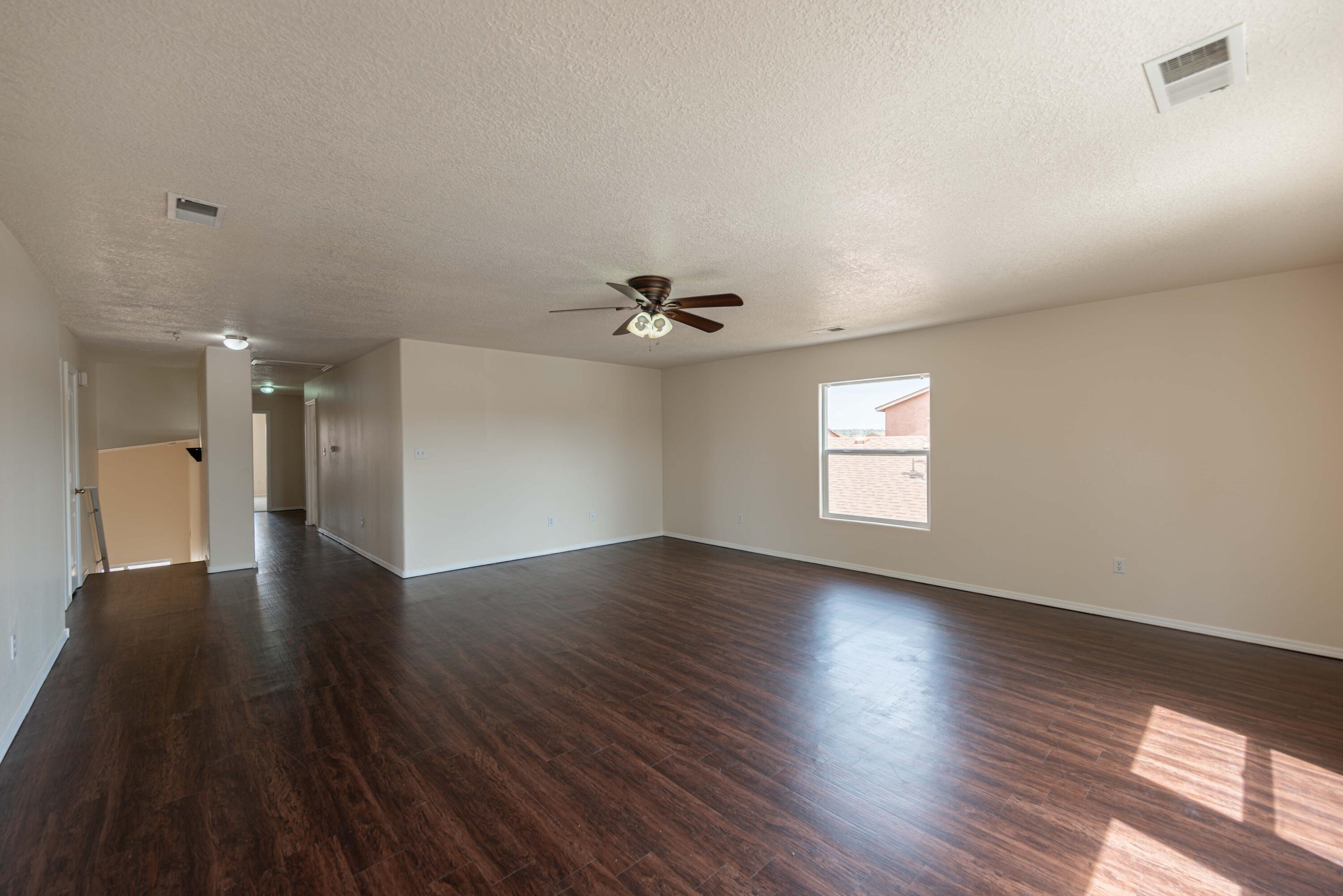 2821 Cielo Azul Drive NE