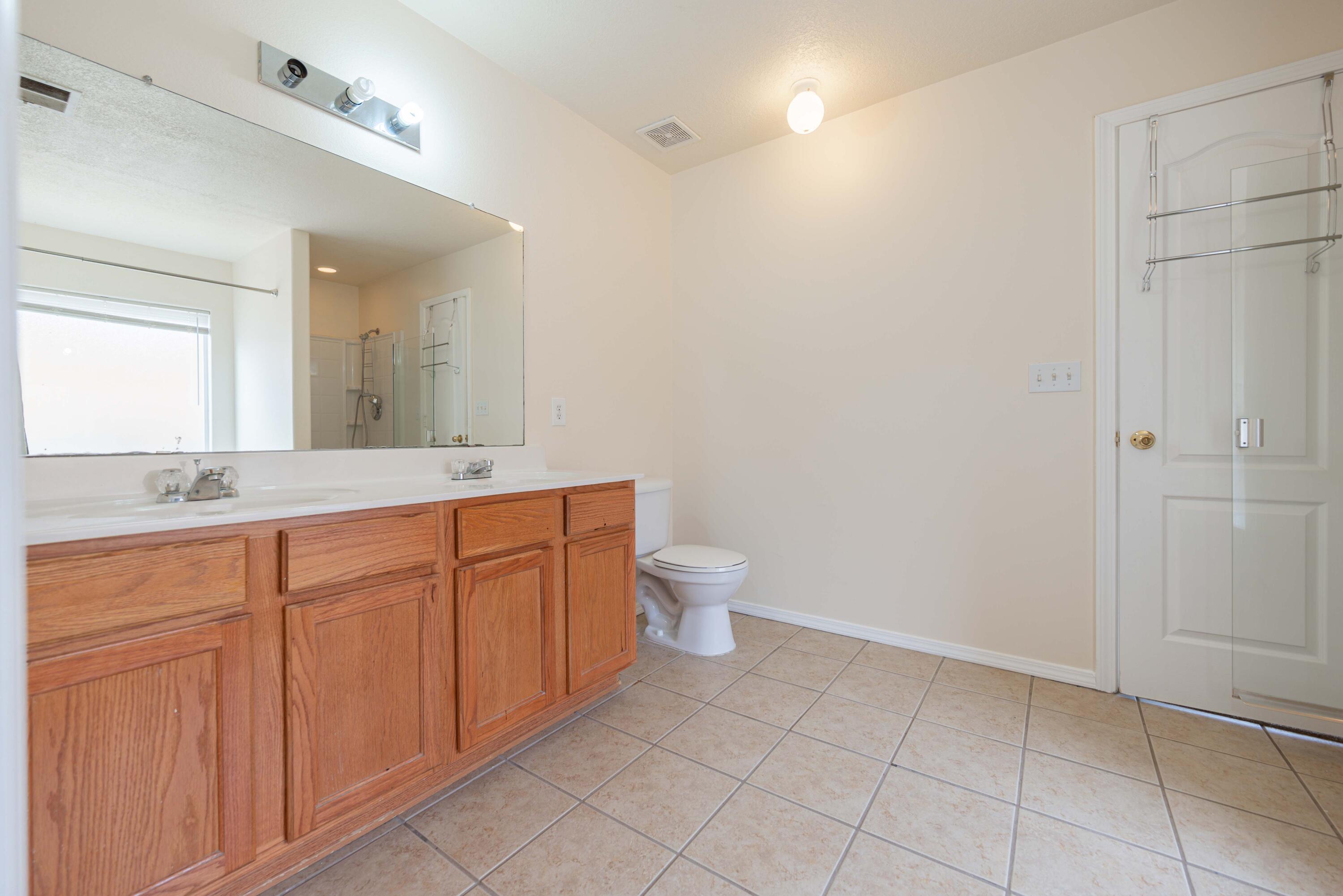 2821 Cielo Azul Drive NE