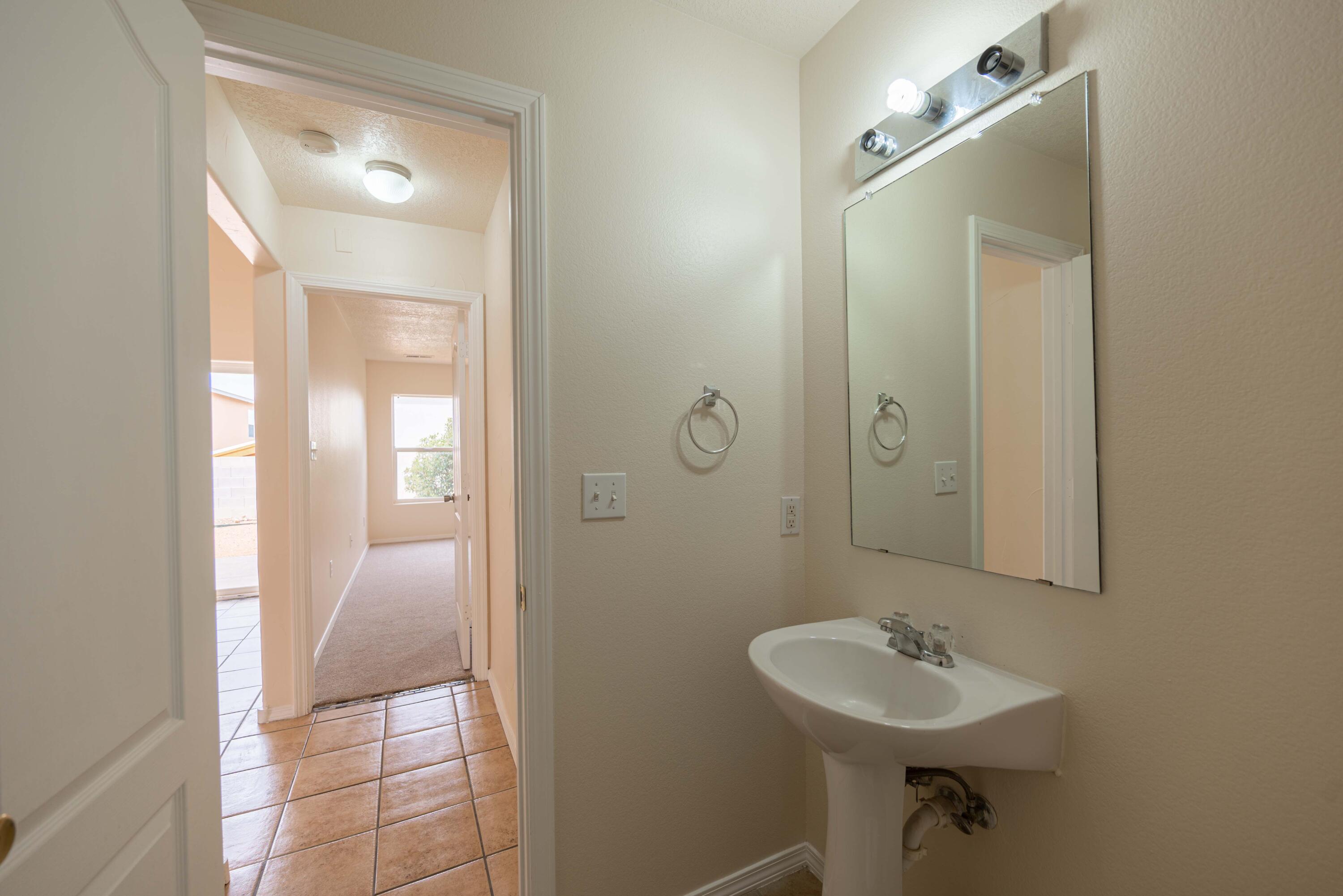 2821 Cielo Azul Drive NE