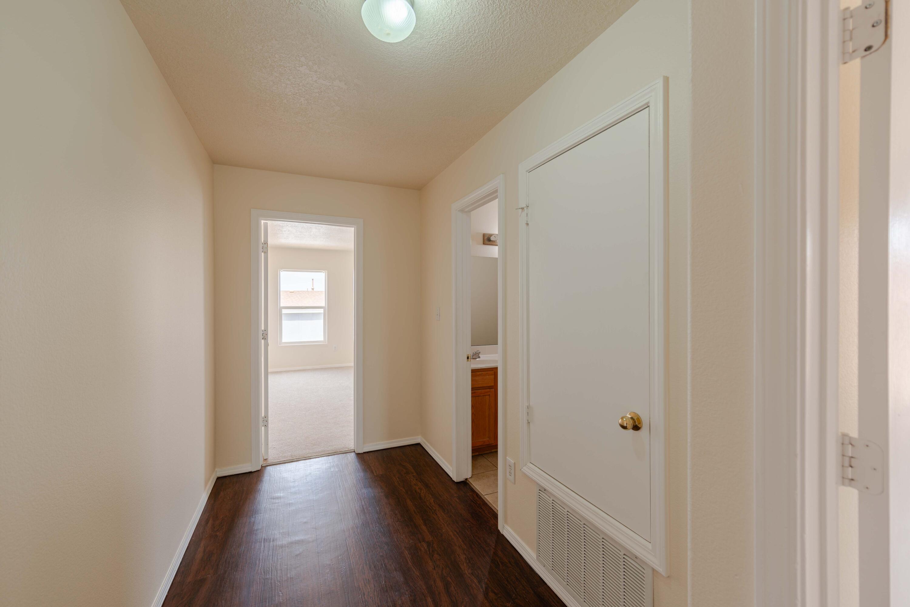 2821 Cielo Azul Drive NE