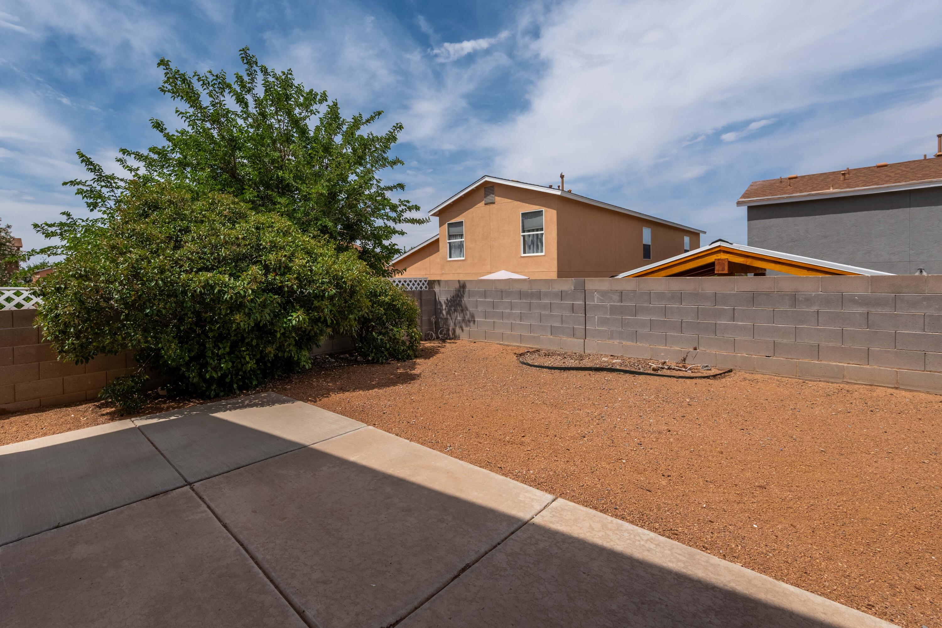 2821 Cielo Azul Drive NE