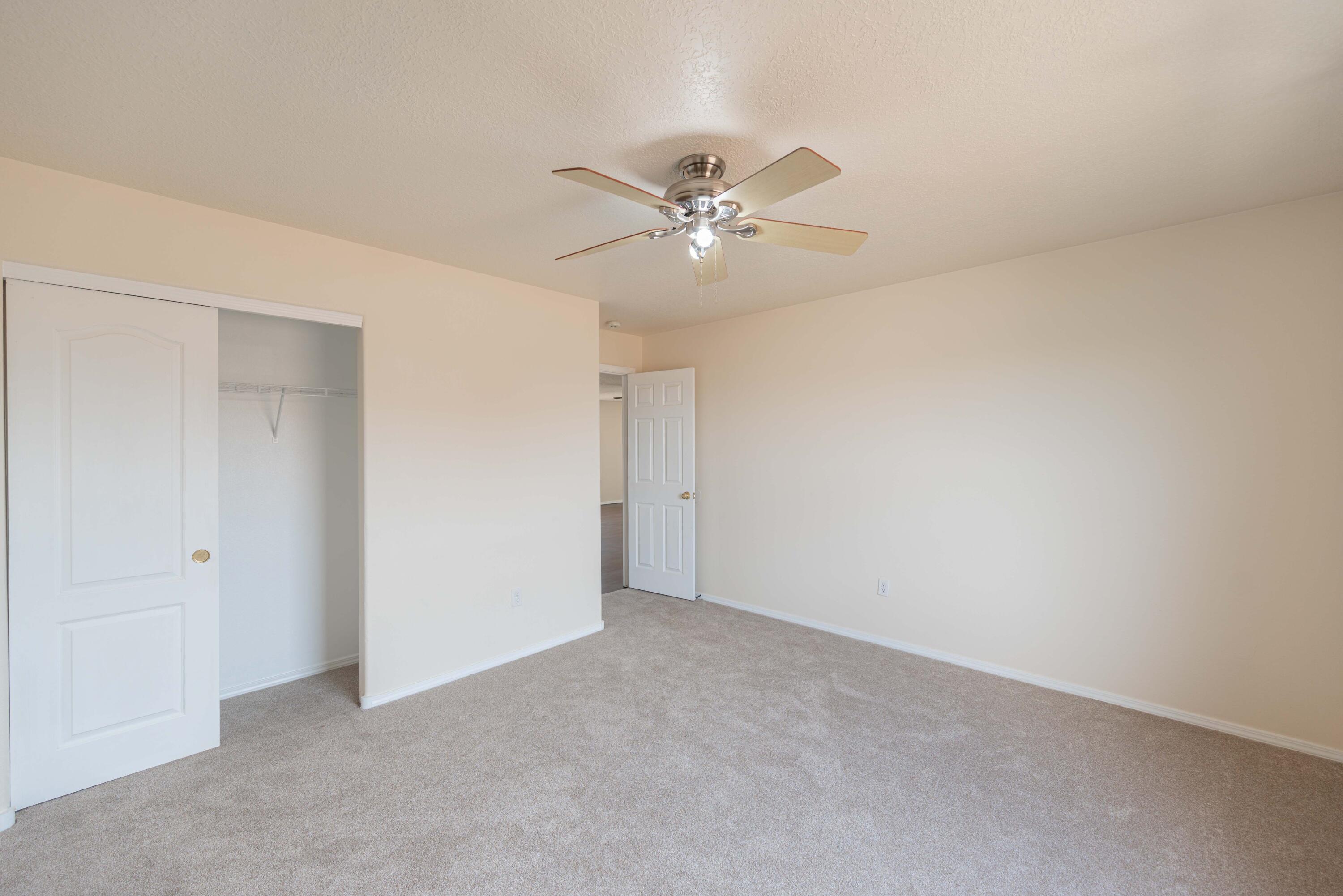 2821 Cielo Azul Drive NE