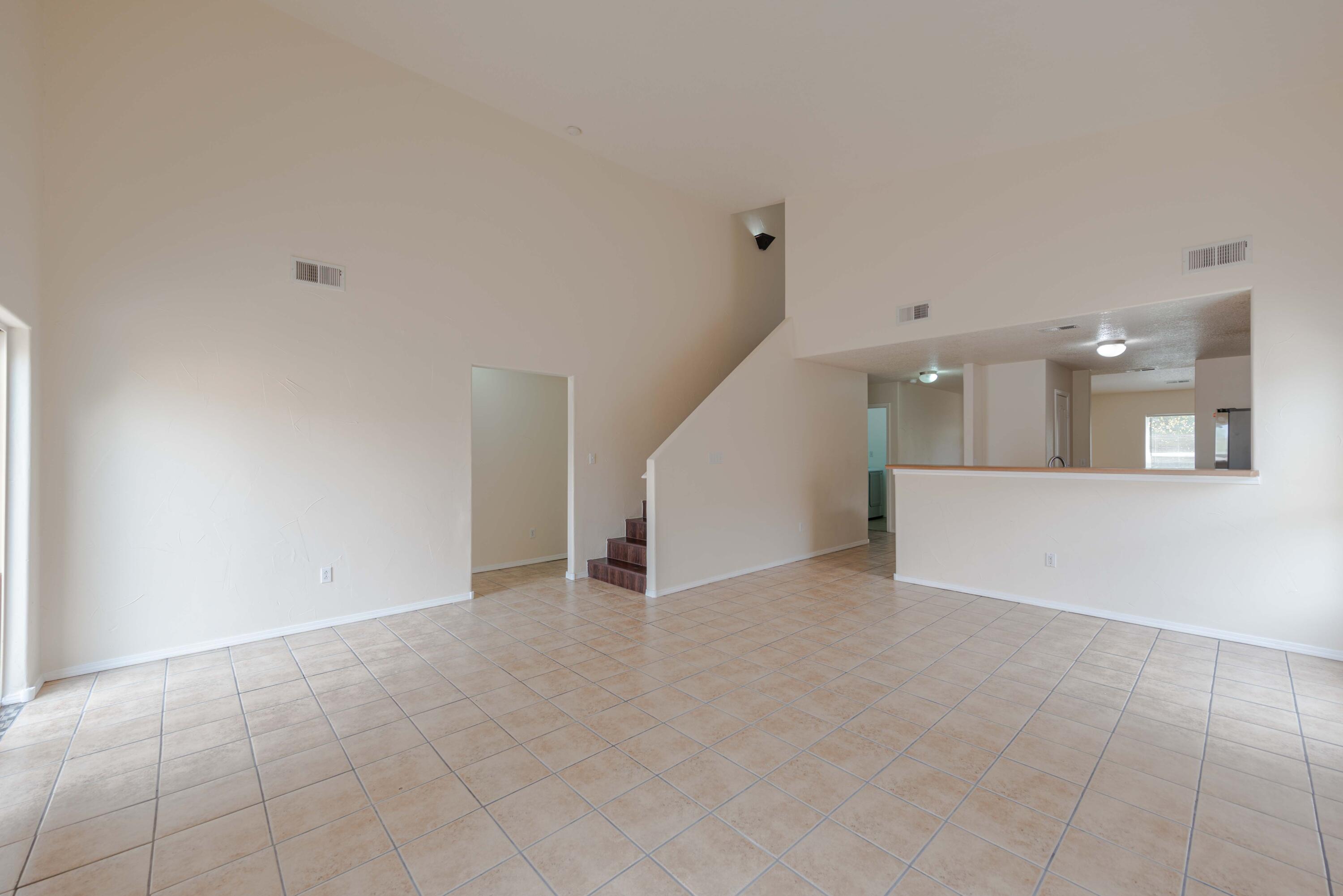 2821 Cielo Azul Drive NE