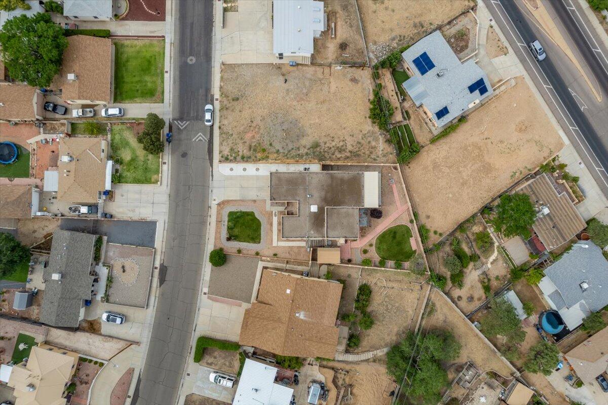 1100 Vista Grande Drive NW