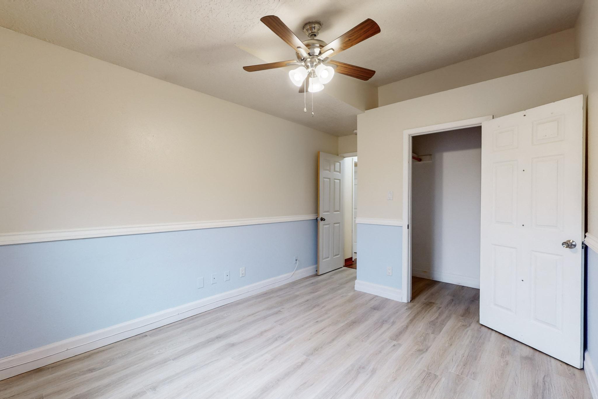 5701 Avenida Chiquita NW